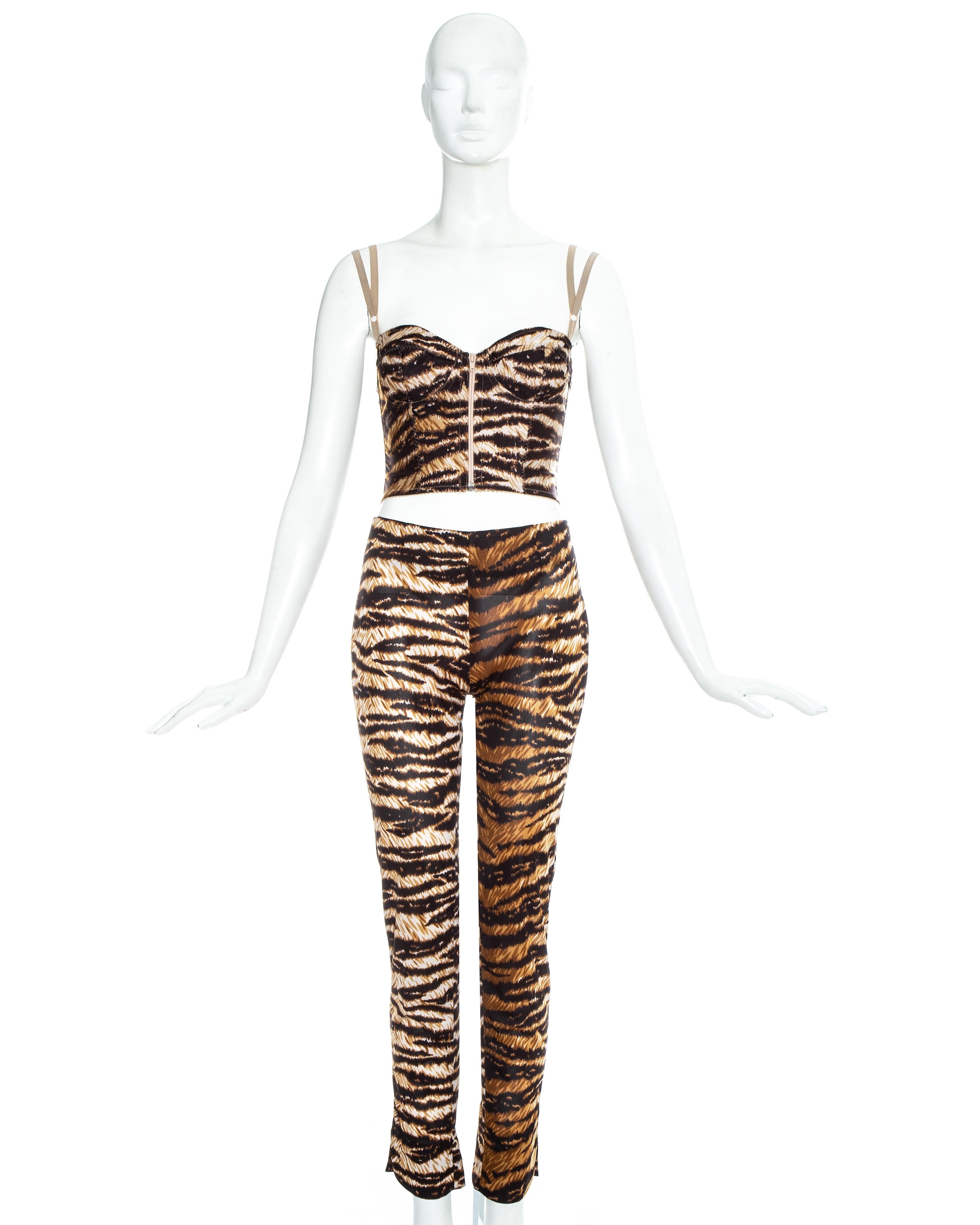 Dolce & Gabbana tiger printed lycra corset and pants

Spring-Summer 1996