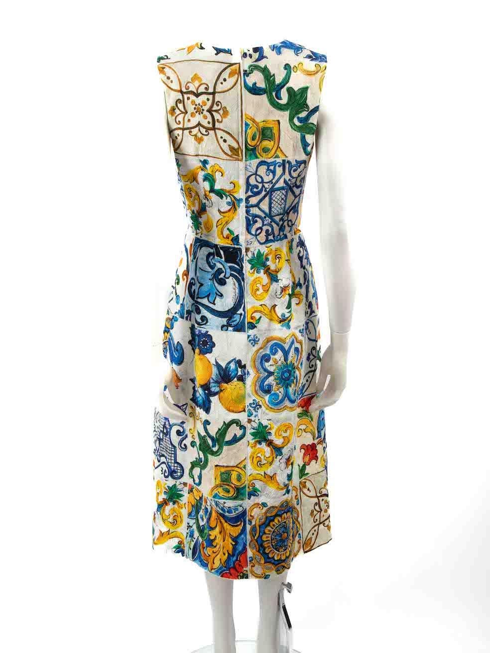 Dolce & Gabbana Tile Print Sleeveless Midi Dress Size S In New Condition For Sale In London, GB