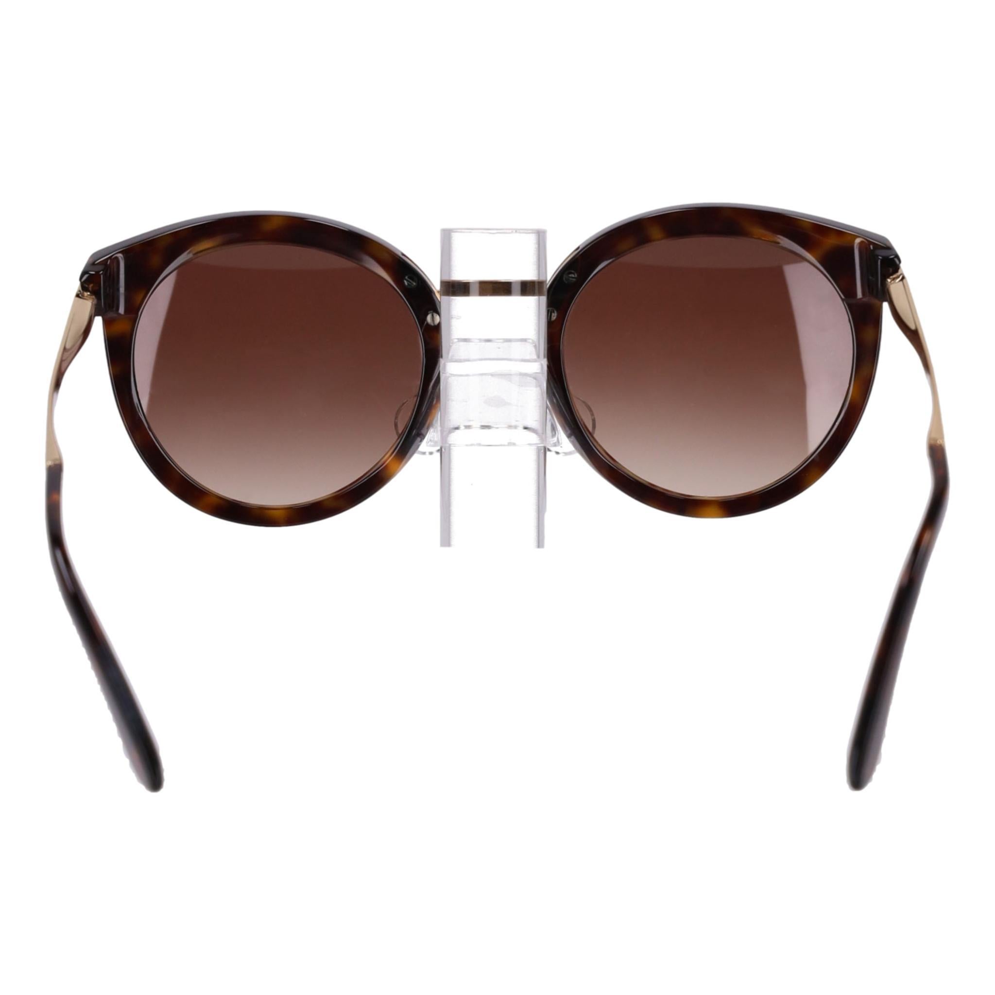 Brown Dolce & Gabbana Tortoise Round Sunglasses For Sale