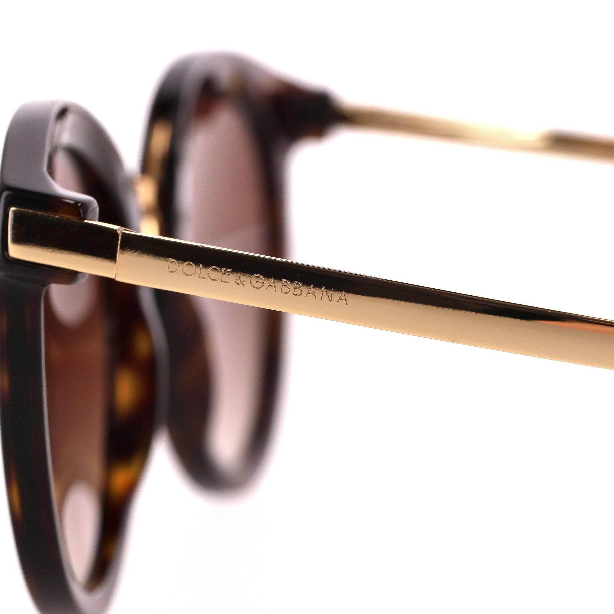 Dolce & Gabbana Tortoise Round Sunglasses In Excellent Condition For Sale In London, GB
