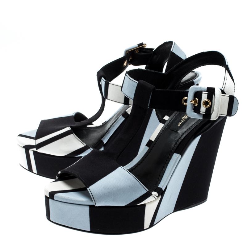 Dolce & Gabbana Tricolor Fabric T Strap Wedge Platform Sandals Size 35 In Good Condition In Dubai, Al Qouz 2