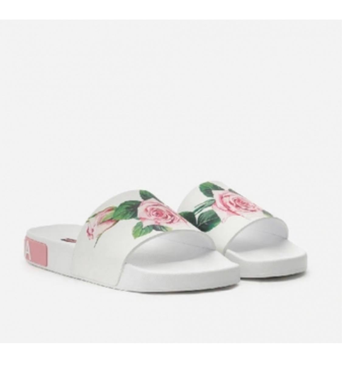 Dolce & Gabbana Tropical Rose Print Rubber Beachwear Sliders In Floral Print In New Condition In WELWYN, GB