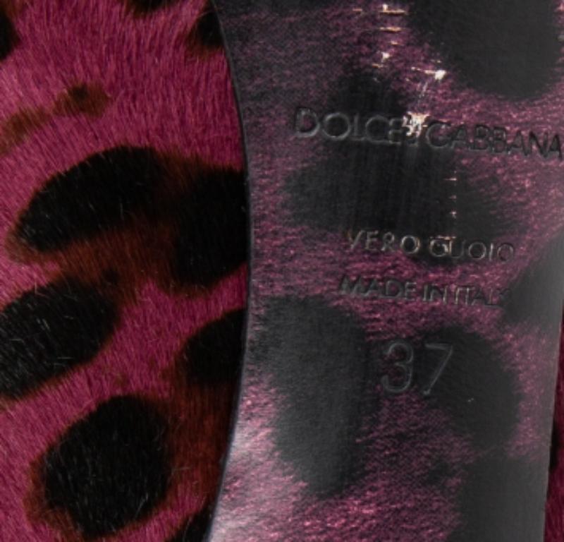 Dolce & Gabbana Two Tone Leopard Print Pony Hair Peep Toe Platform Pumps Size 37 en vente 3