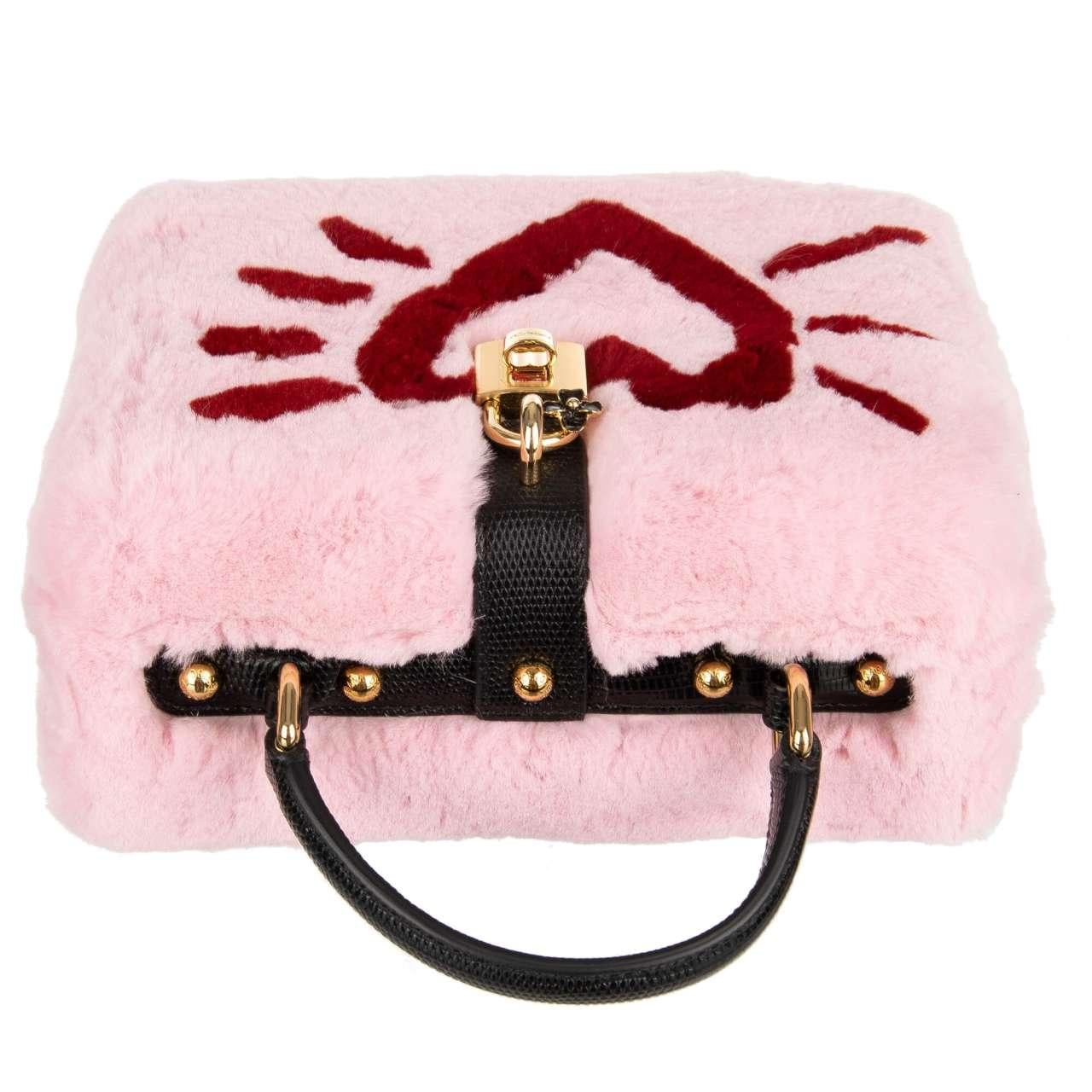 Dolce & Gabbana Unique Rabbit Fur Clutch Bag DOLCE BOX with Heart and Logo Pink For Sale 3