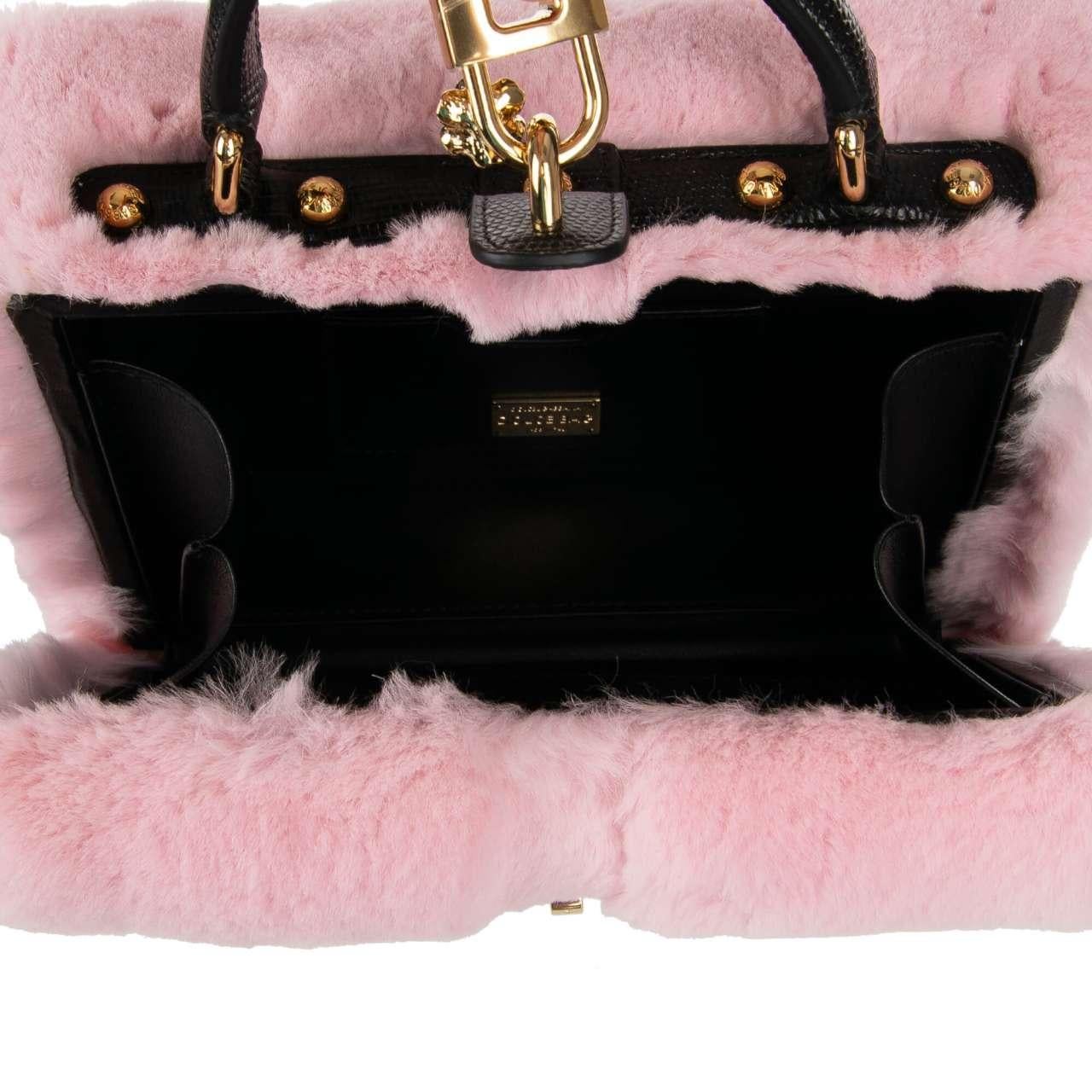 Dolce & Gabbana Unique Rabbit Fur Clutch Bag DOLCE BOX with Heart and Logo Pink For Sale 5