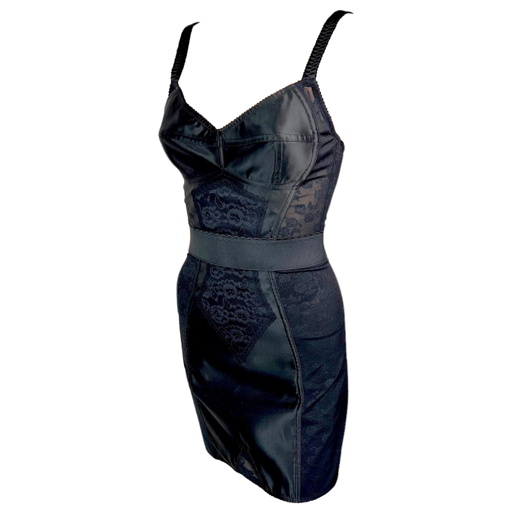 Dolce & Gabbana - Bustier non indossato - Reggiseno con pannelli in pizzo trasparente Bodycon Mini Dress nero