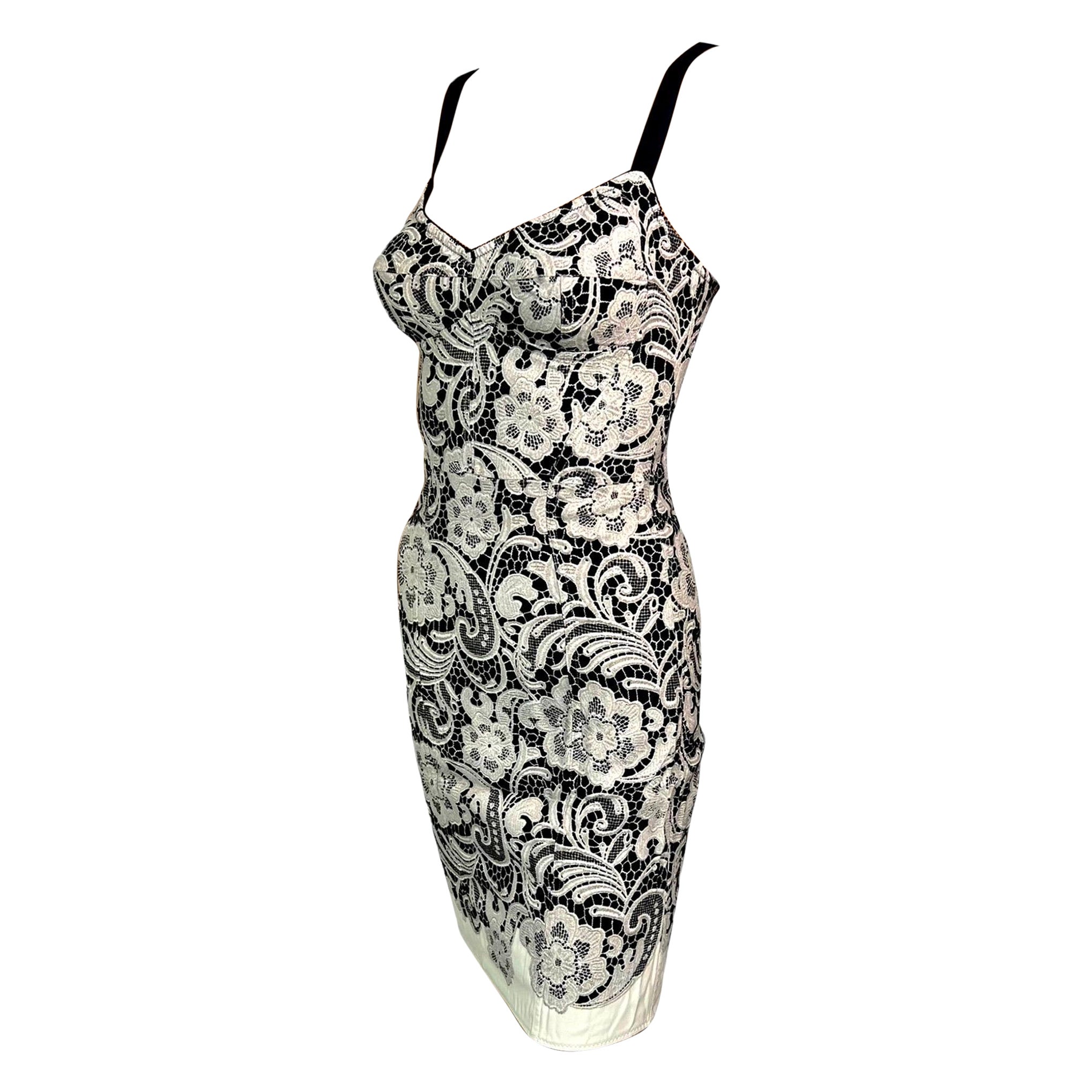 Dolce & Gabbana Ungetragenes Bodycon-Minikleid mit Spitzendruck und Bustier