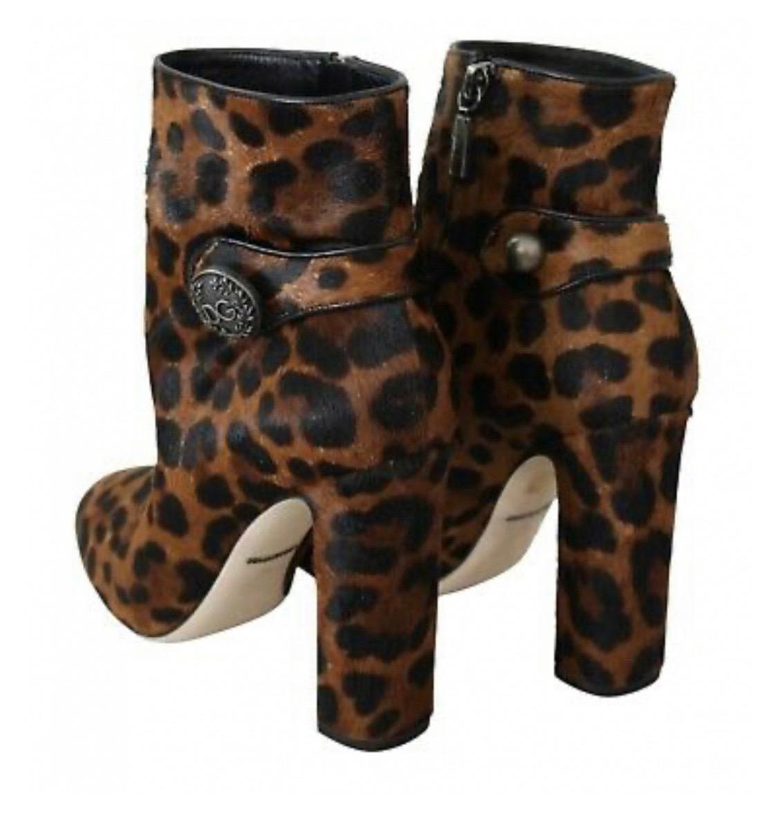 Nero Dolce & Gabbana caviglia vally
stivali in pelo di vitello leopardato in vendita