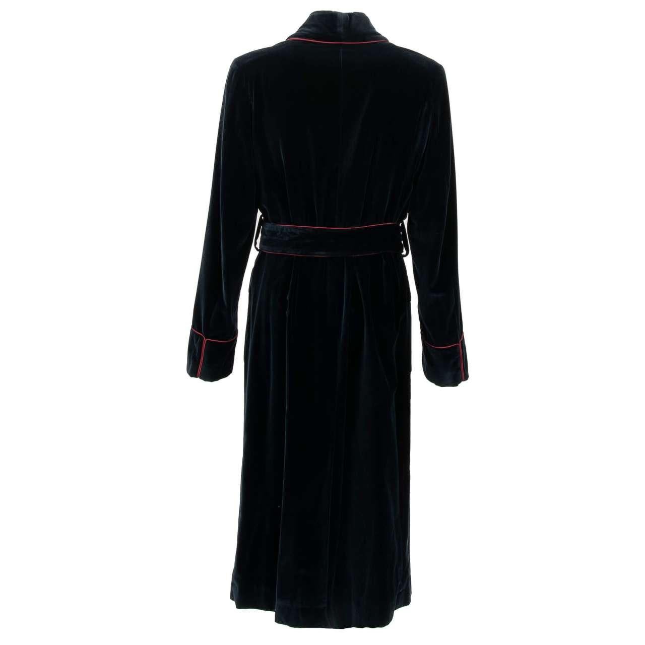 Dolce & Gabbana - Velvet Robe Coat with Bee and Crown Embroidery Blue Red 50 For Sale 4