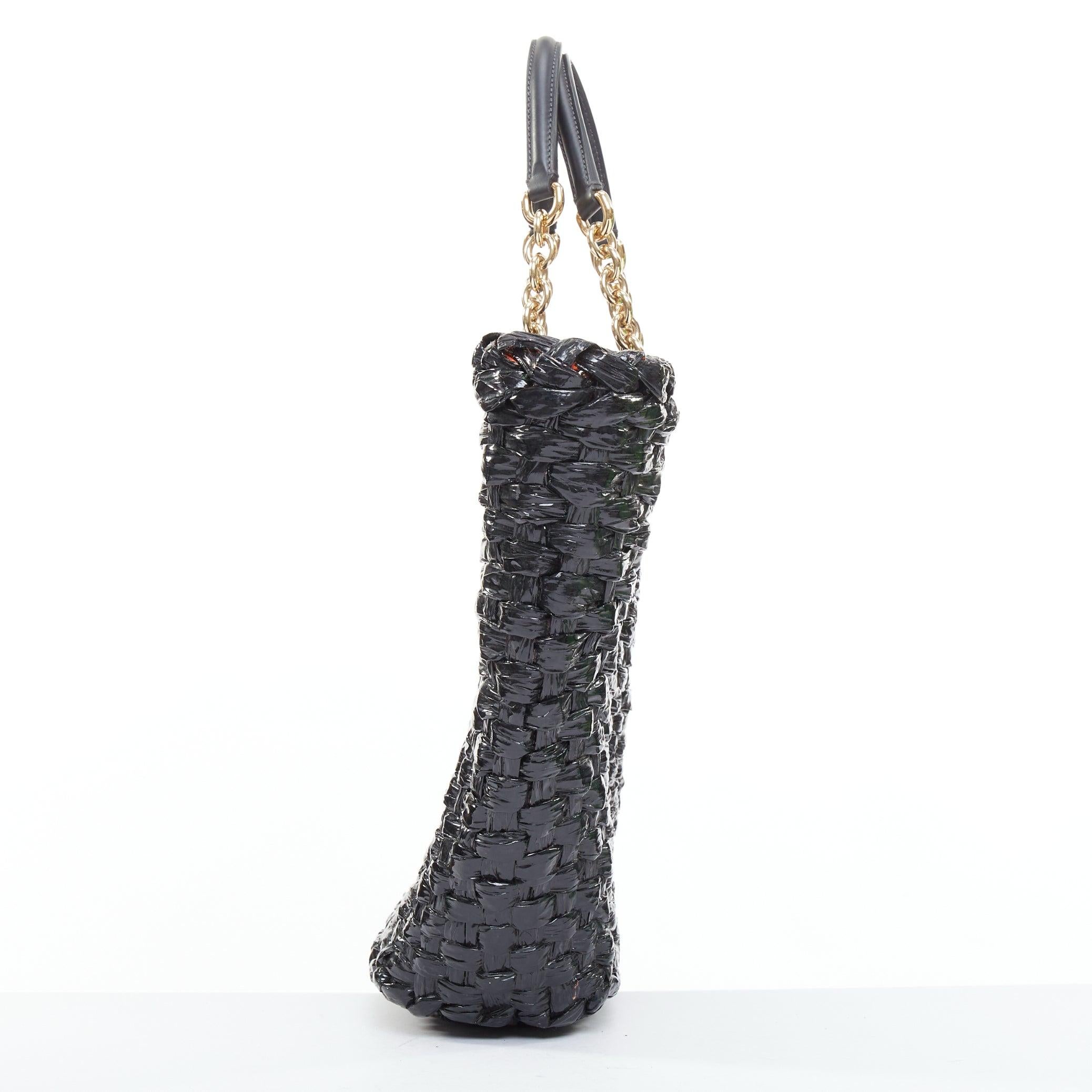 Dolce & Gabbana Vernice Vitello sac fourre-tout en raphia noir laqué et tissé Bon état - En vente à Hong Kong, NT