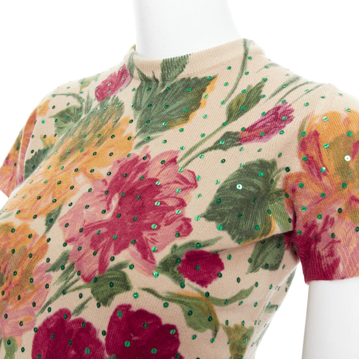DOLCE GABBANA Vintage 100% cashmere sequins floral print knit top IT42 M
Reference: TGAS/E00619
Brand: Dolce Gabbana
Designer: Domenico Dolce and Stefano Gabbana
Material: Cashmere
Color: Multicolour
Pattern: Floral
Closure: Pullover
Extra Details: