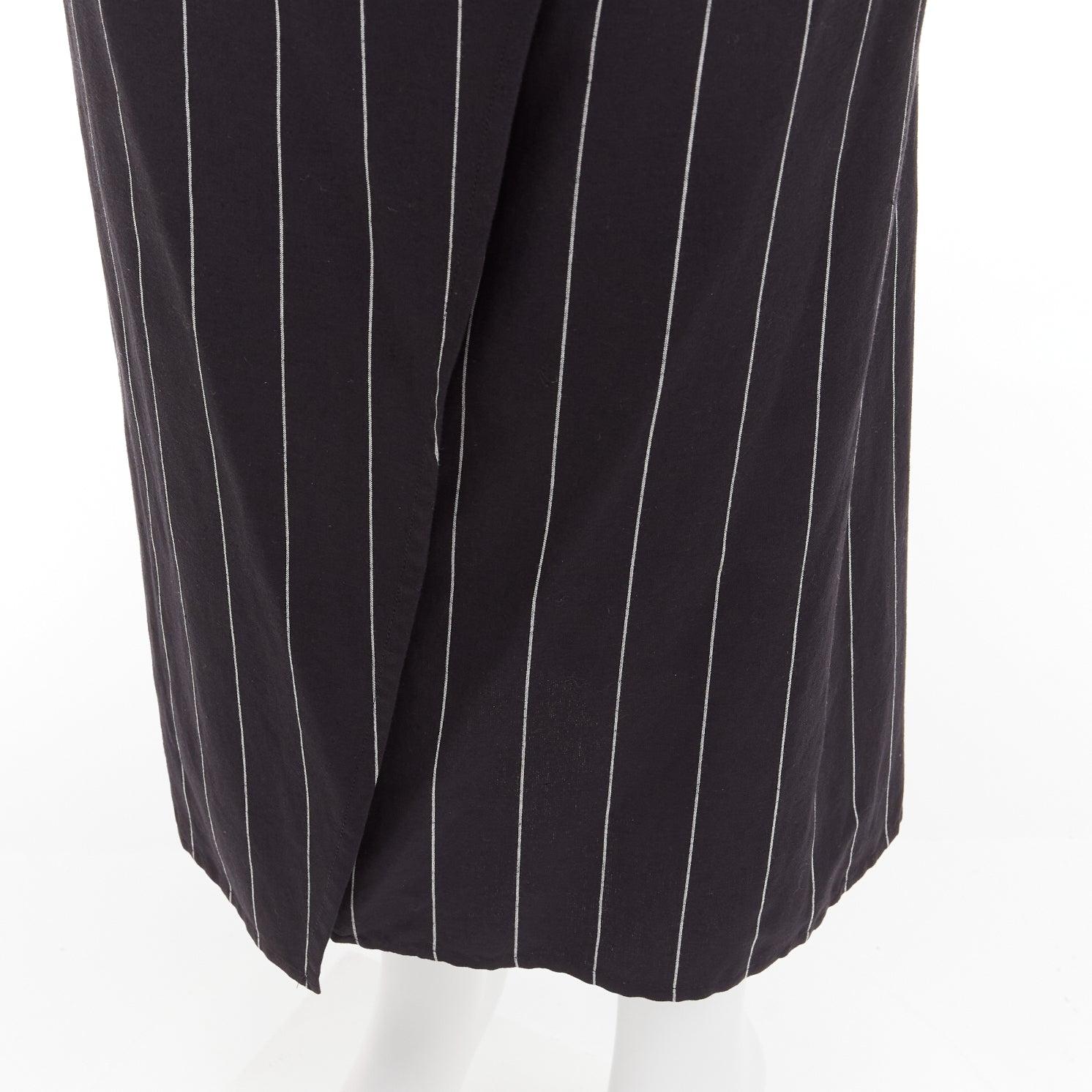 DOLCE GABBANA Vintage 1990 lin noir rayé top wrap skirt set 63cm waist en vente 3