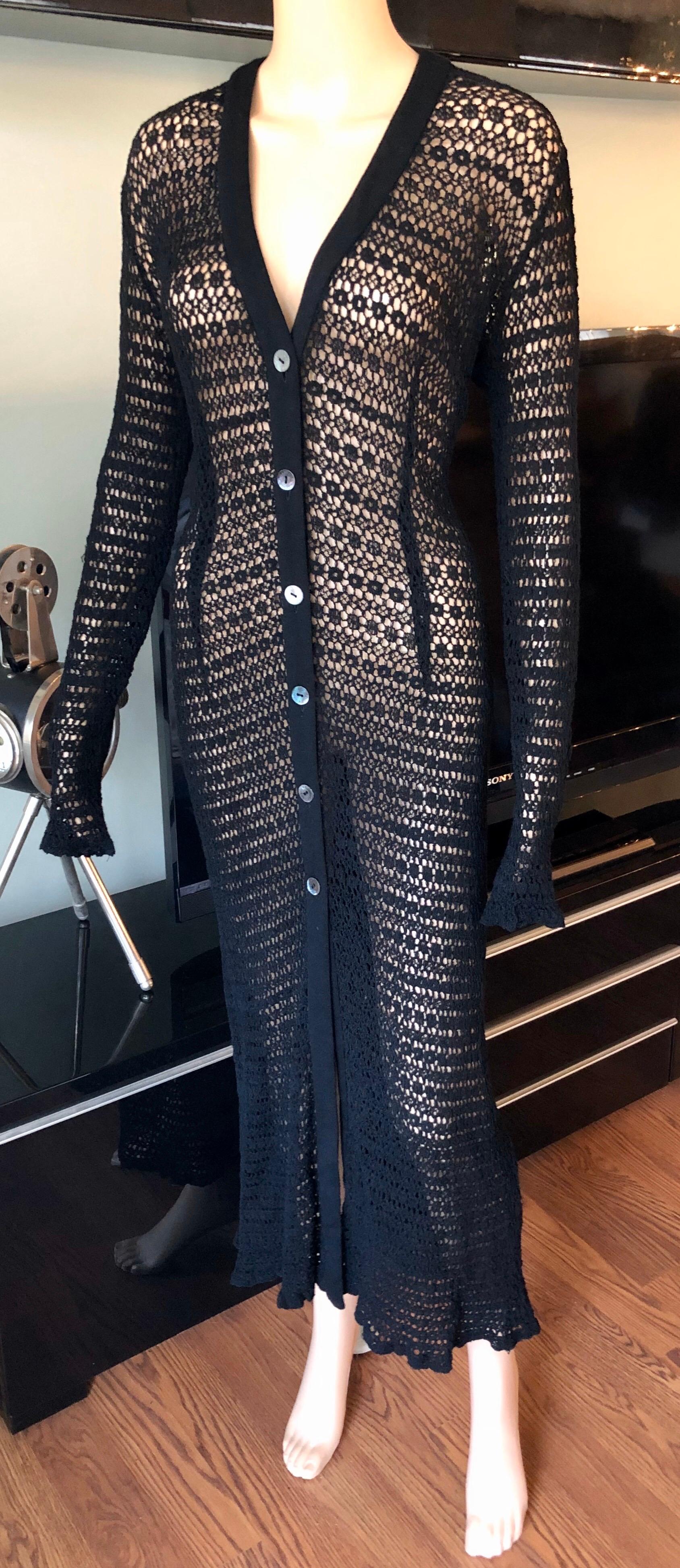 Noir Dolce & Gabbana - Robe longue noire en crochet et résille transparente en maille ouverte avec motif poisson, années 1990 en vente