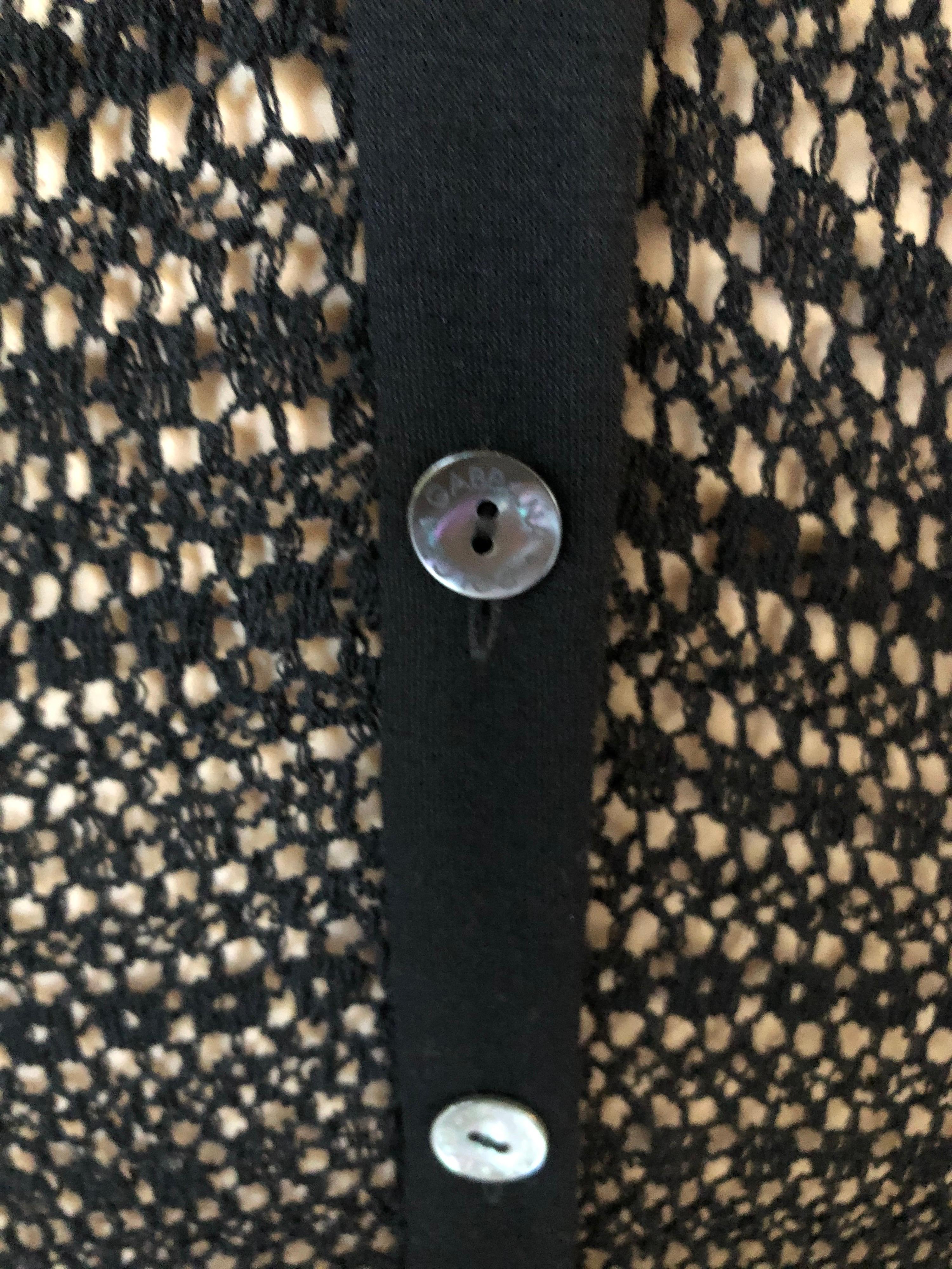 Dolce & Gabbana - Robe longue noire en crochet et résille transparente en maille ouverte avec motif poisson, années 1990 Unisexe en vente