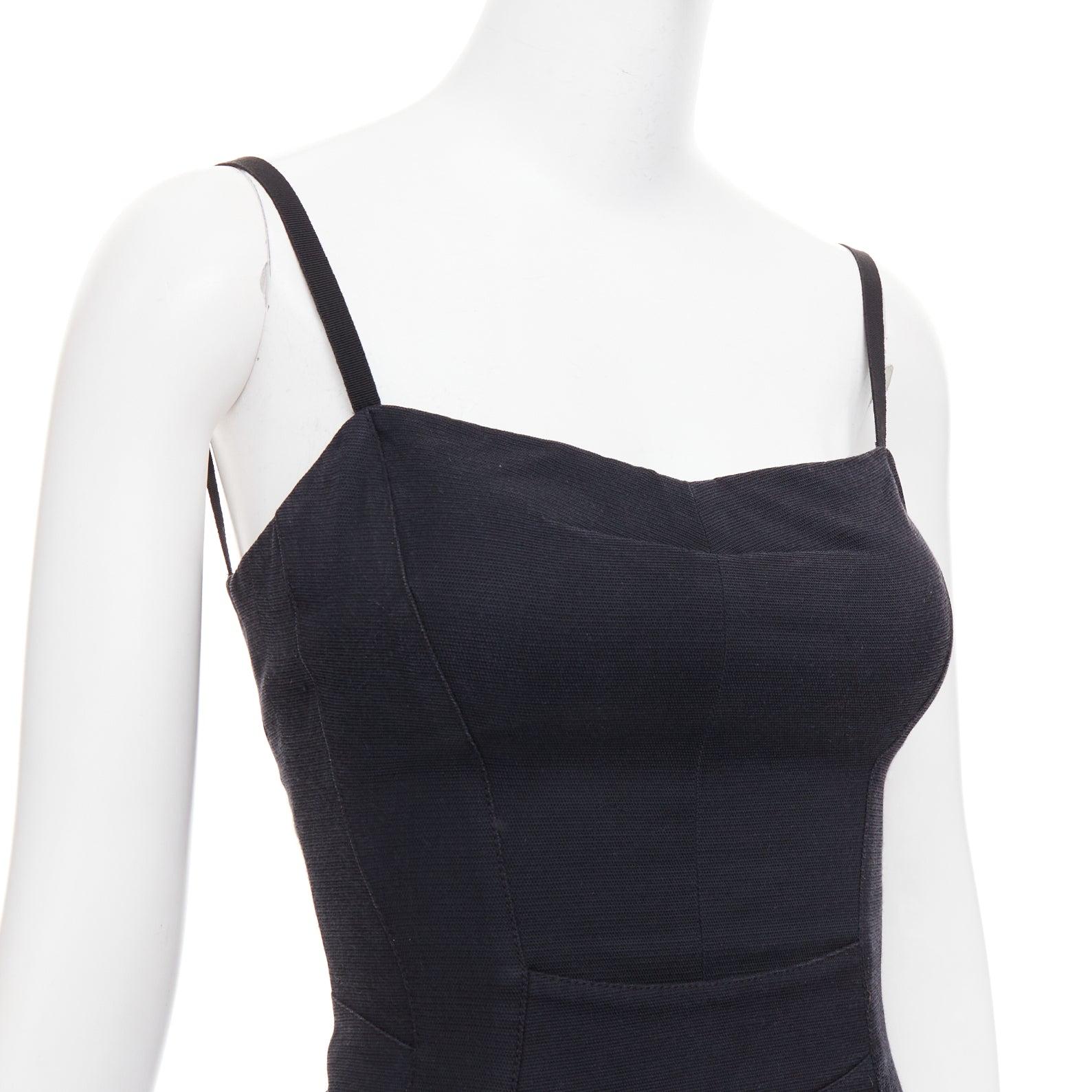 DOLCE GABBANA Schwarzes, getäfeltes, asymmetrisches Korsettkleid mit Spitze im Rücken im Angebot 3