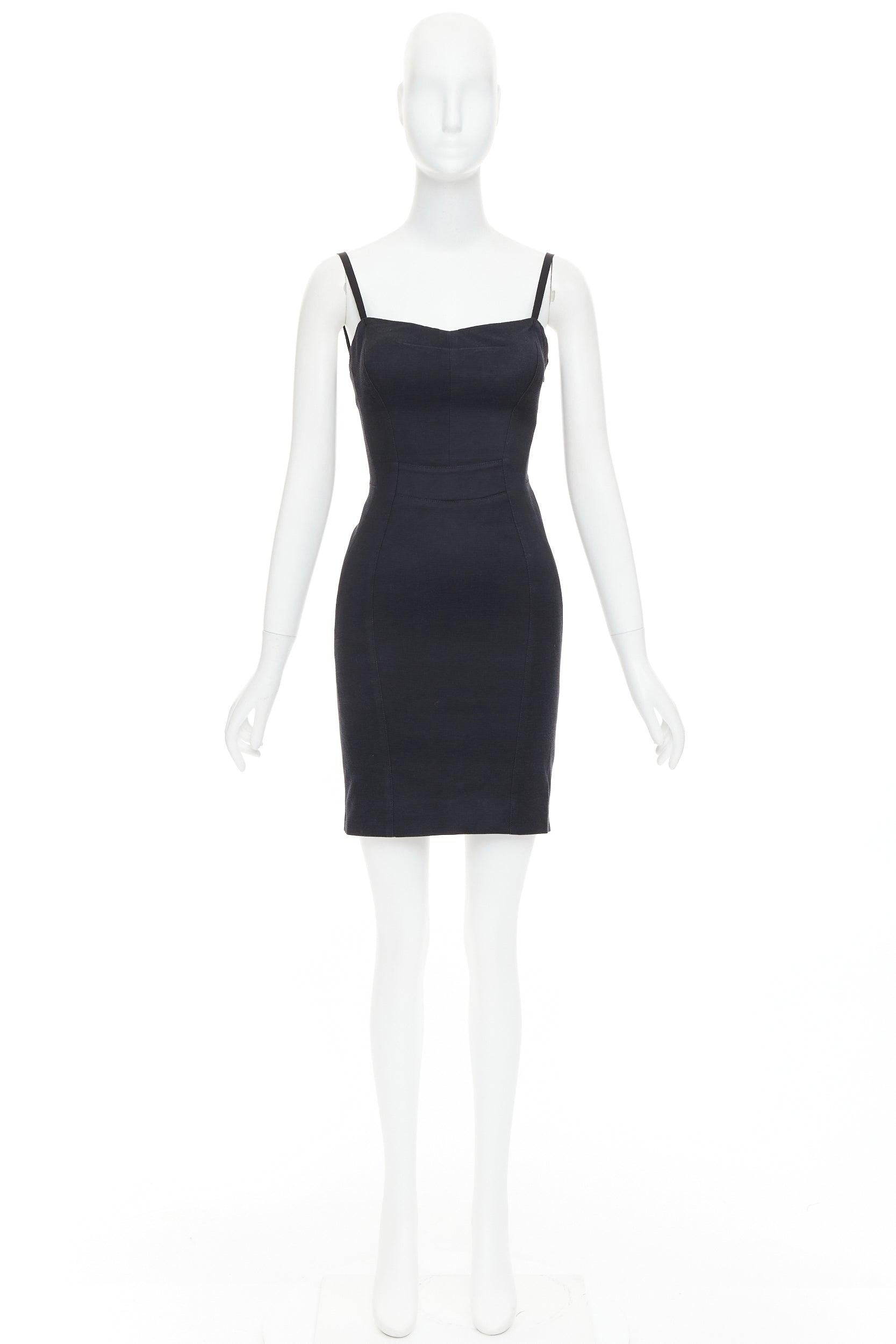 DOLCE GABBANA Schwarzes, getäfeltes, asymmetrisches Korsettkleid mit Spitze im Rücken im Angebot 4