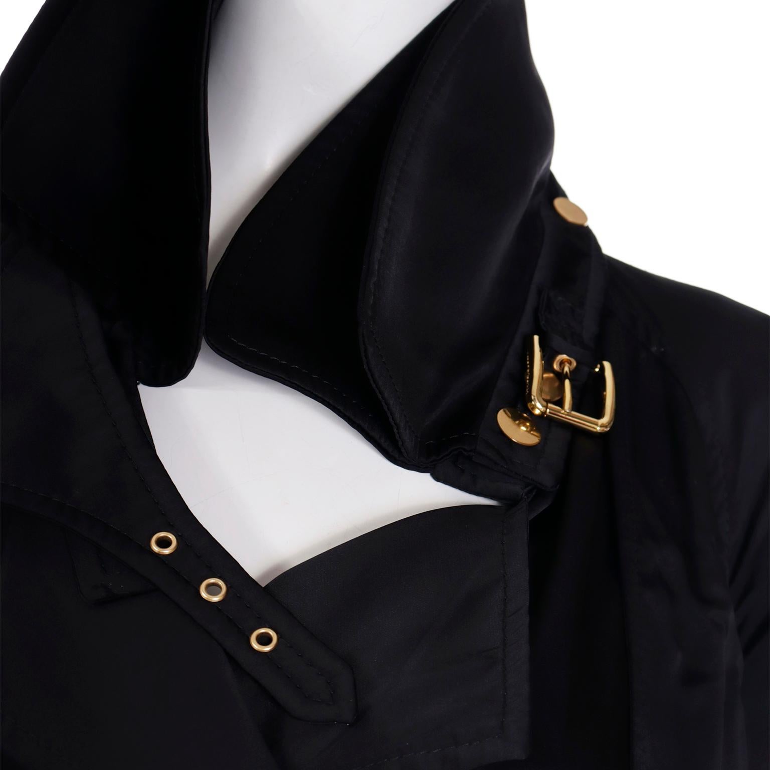 Dolce & Gabbana Vintage Schwarzer Satin Cropped Trenchcoat Stil Jacke mit Gürtel im Angebot 7