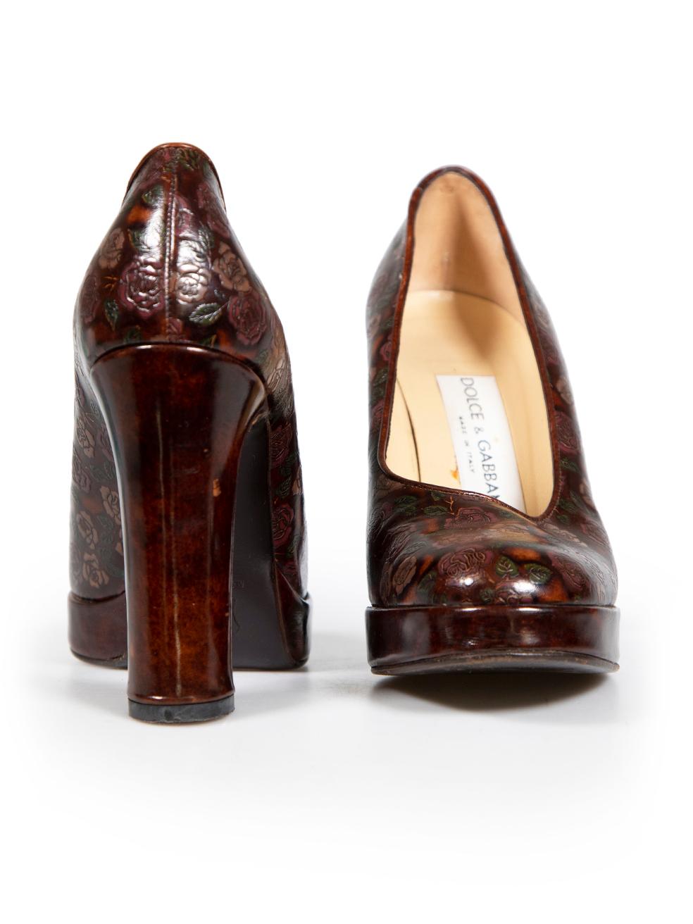 Dolce & Gabbana Vintage Brown Leather Rose Pumps Size IT 36.5 In Good Condition For Sale In London, GB