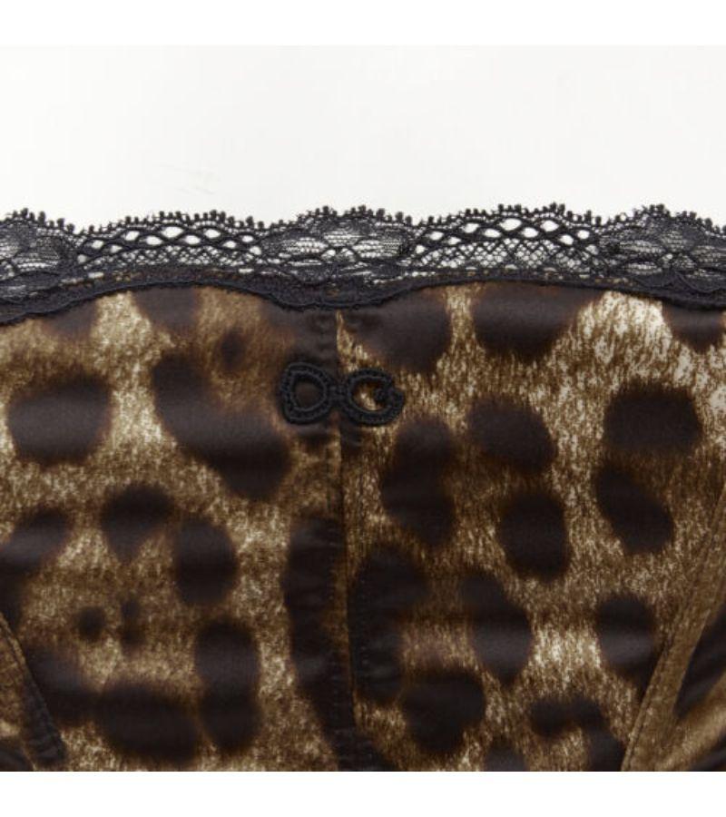 DOLCE GABBANA Vintage brown leopard lace trimmed boned corset top S
Reference: TGAS/C01669
Brand: Dolce Gabbana
Designer: Domenico Dolce and Stefano Gabbana
Material: Polyester, Blend
Color: Brown, Black
Pattern: Leopard
Closure: Zip
Lining:
