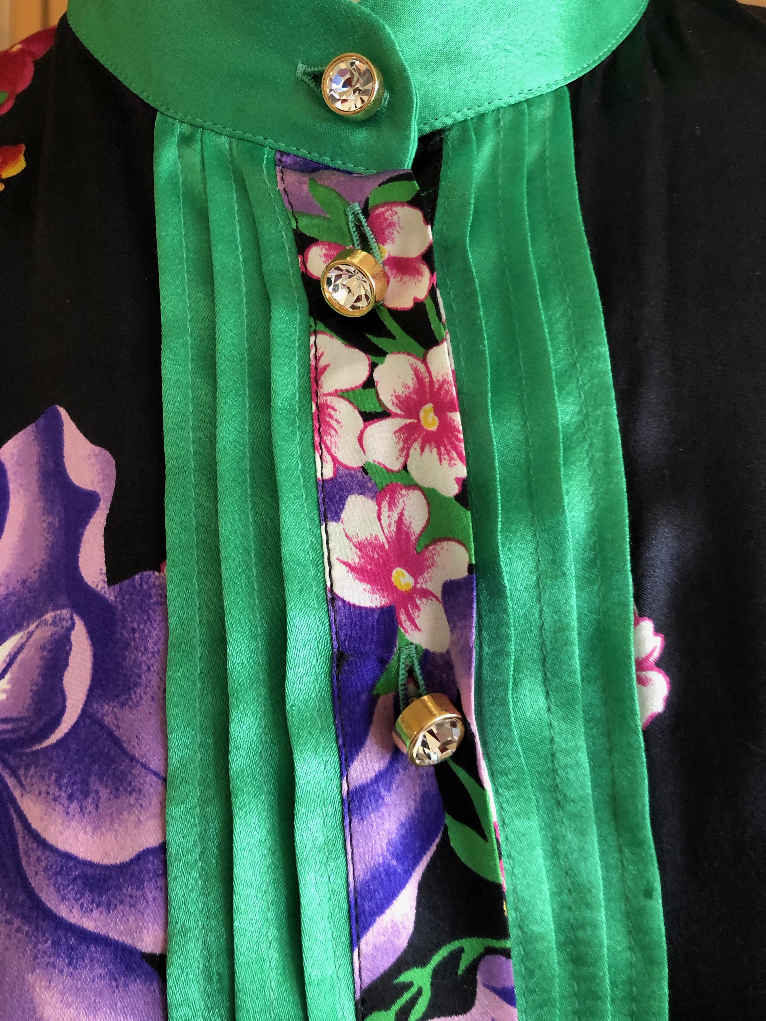 Dolce & Gabbana Vintage D&G Silk Floral Blouse with Large Crystal Buttons  In Excellent Condition For Sale In Cloverdale, CA