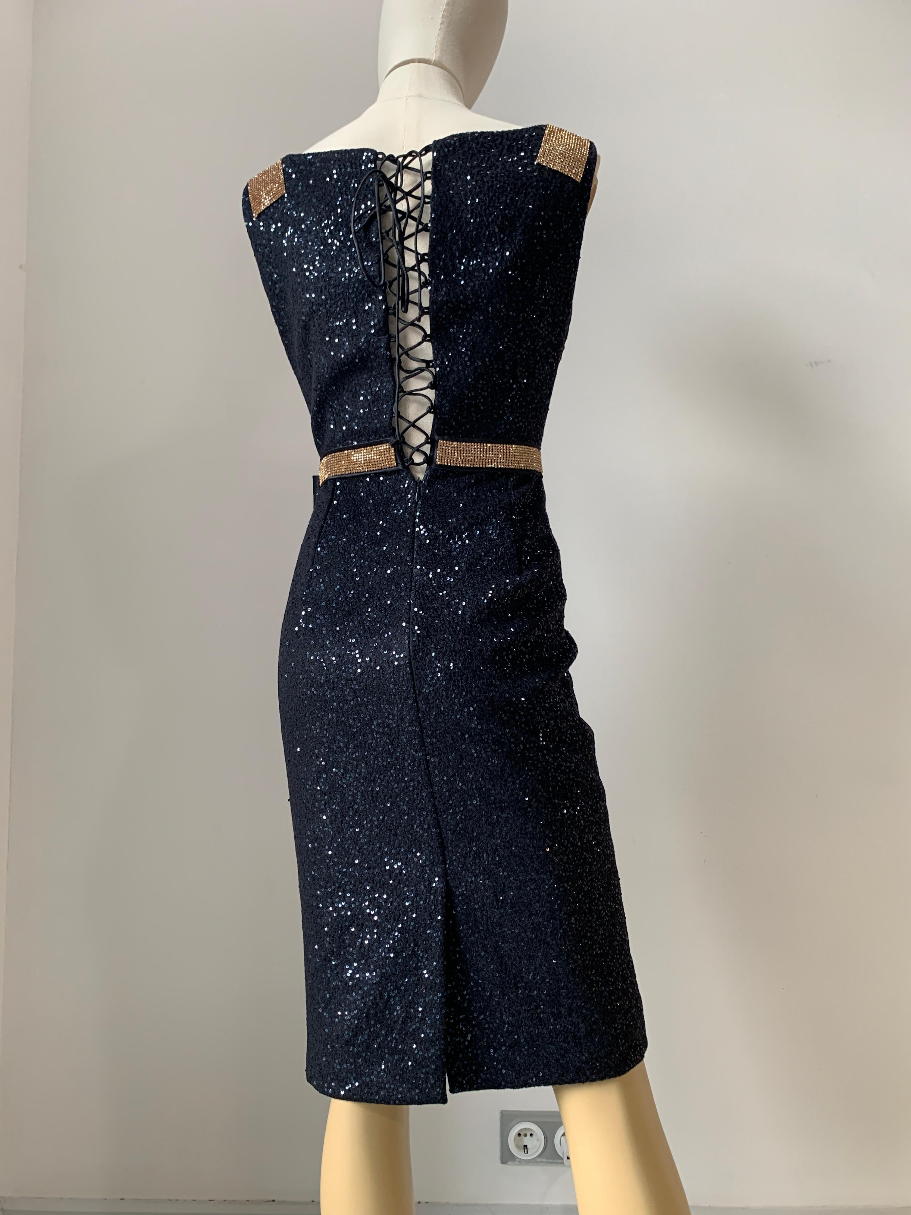 2004 Dolce & Gabbana Runway Helmut Newton Dress Fall 2004 Ready-to-Wear For Sale 15