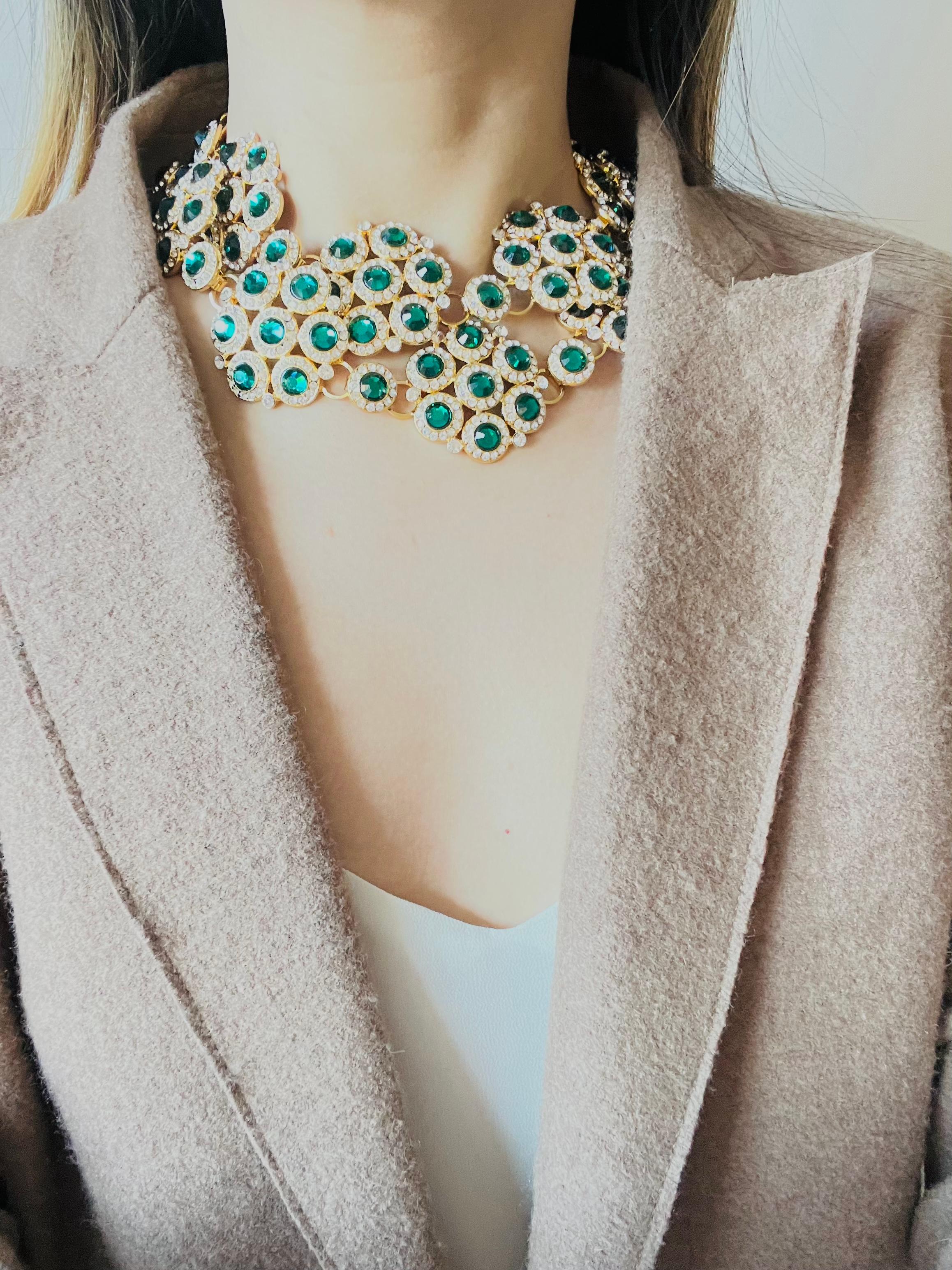 DOLCE & GABBANA Vintage Emerald Green Crystals Floral Interlock Belt Necklace 6