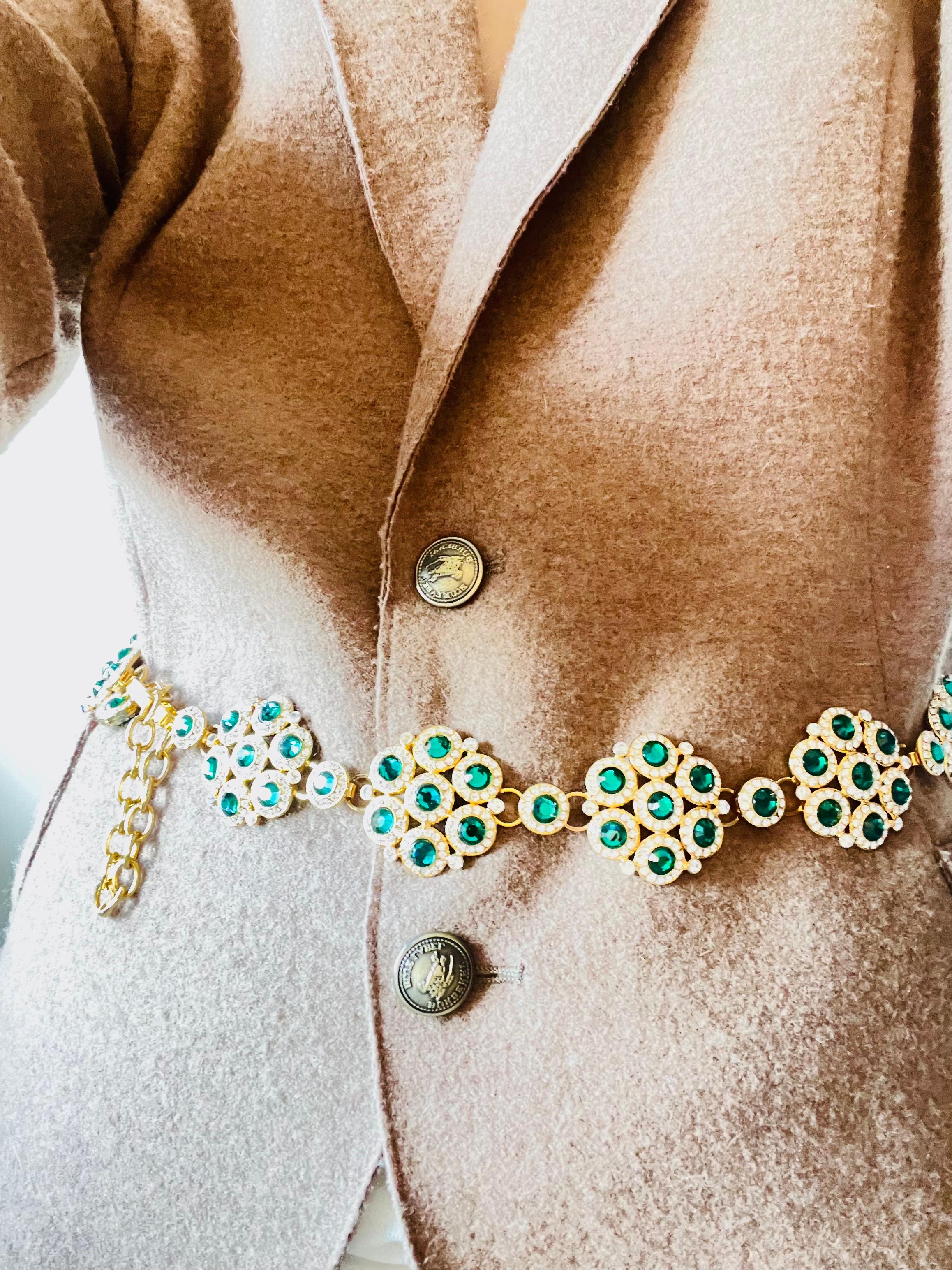 DOLCE & GABBANA Vintage Emerald Green Crystals Floral Interlock Belt Necklace 1