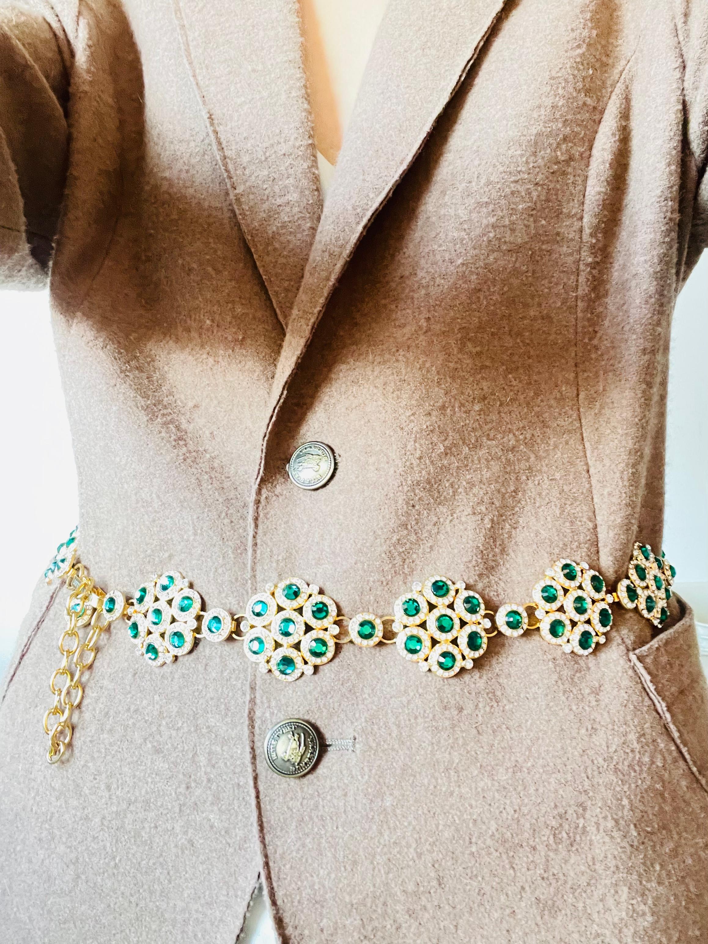 DOLCE & GABBANA Vintage Emerald Green Crystals Floral Interlock Belt Necklace 2