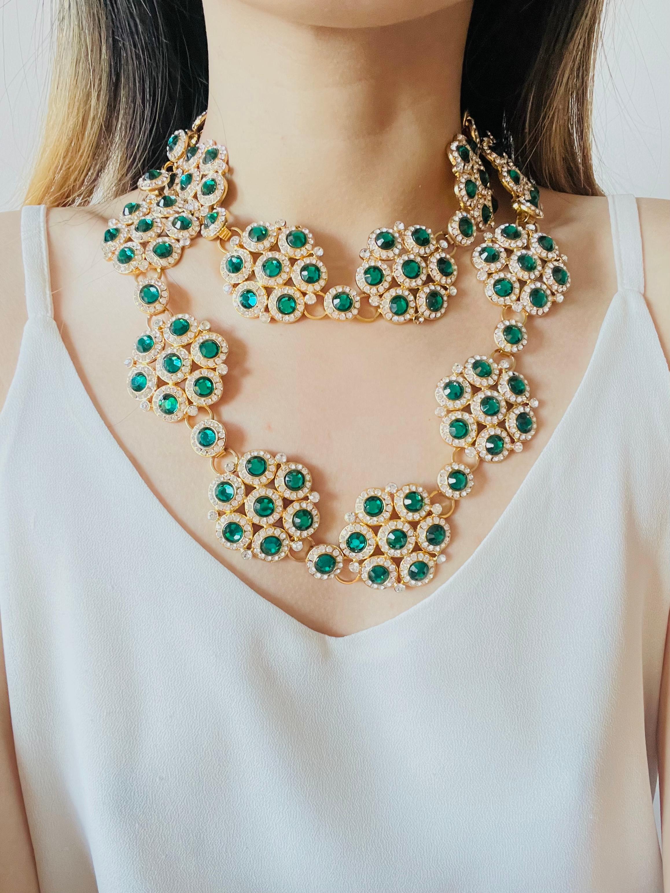 DOLCE & GABBANA Vintage Emerald Green Crystals Floral Interlock Belt Necklace For Sale 5