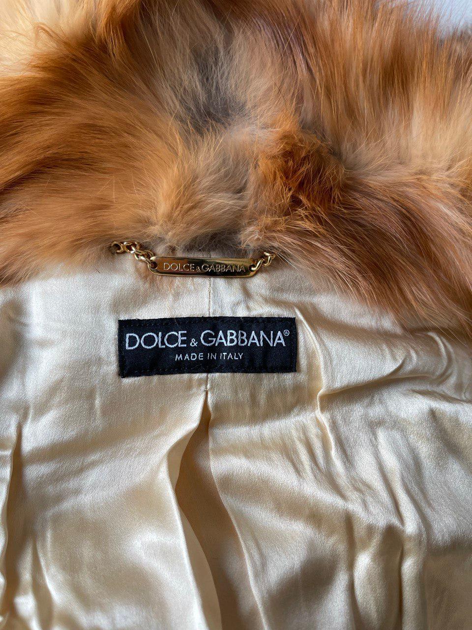 Dolce & Gabbana vintage fur coat For Sale 2