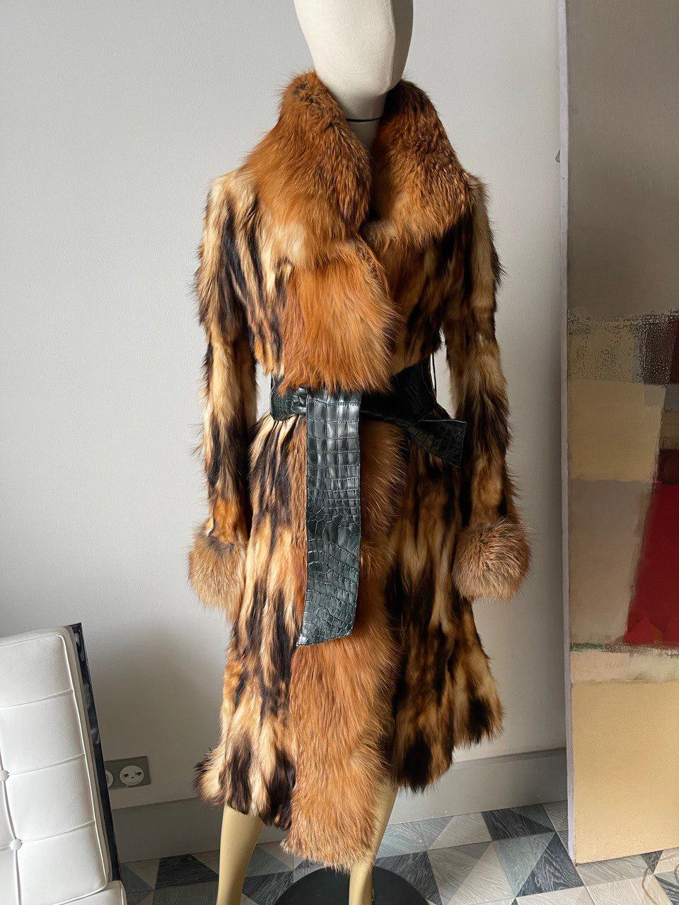 Dolce & Gabbana vintage fur coat For Sale 4
