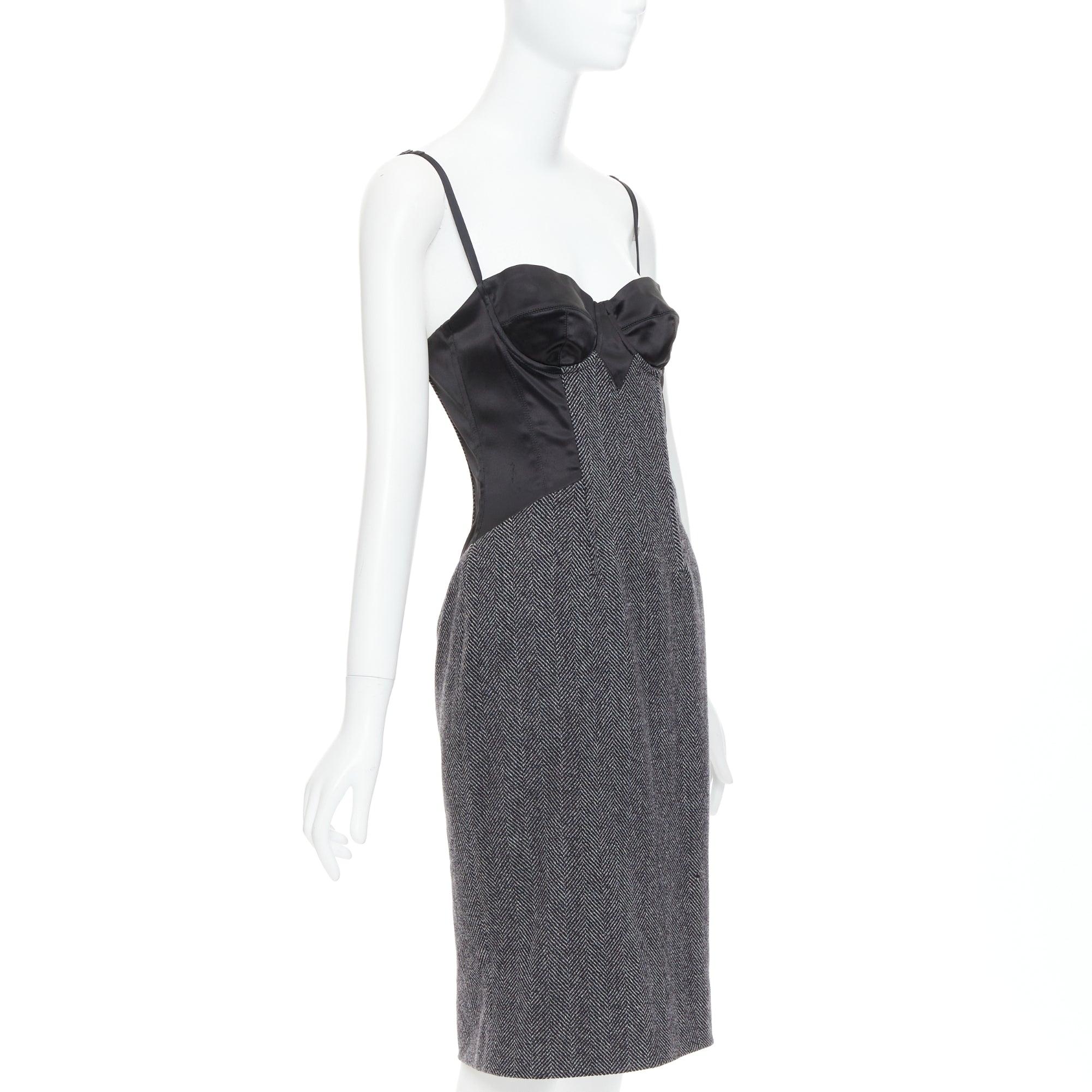 Grigio DOLCE GABBANA Abito vintage in lana vergine misto tweed a spina di pesce IT40 S in vendita