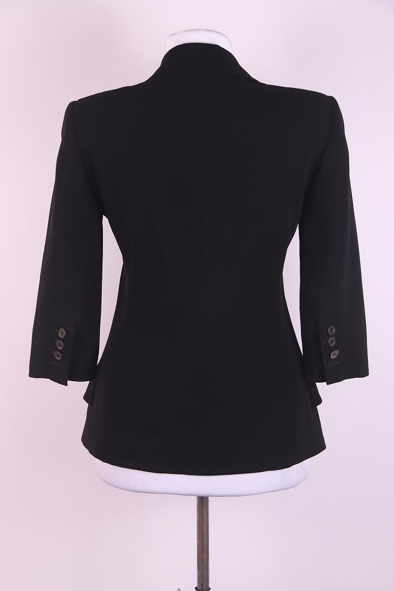 Veste vintage Dolce Gabbana 

taille ~XXS-XS

Épaules : 38 cm / 14.96 in
Longueur : 58 cm

mannequin 84,5 cm x 62 cm x 91 cm mannequin 33,35 in x 24,49 in x 35,79 in

Caractéristiques : Utilisé, très bon
Appartenait auparavant à une autre