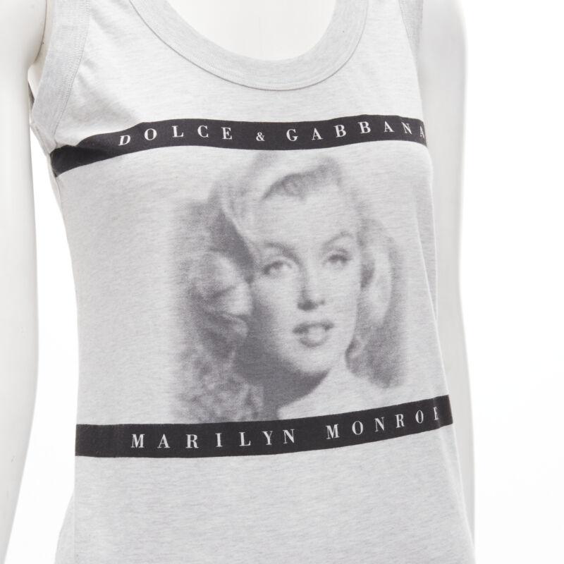 DOLCE GABBANA Vintage Marilyn Monroe Y2K print grey tank top IT38 XS
Reference: ANWU/A00618
Brand: Dolce Gabbana
Designer: Domenico Dolce and Stefano Gabbana
Material: Feels like cotton
Color: Grey
Pattern: Marilyn Monroe
Made in: