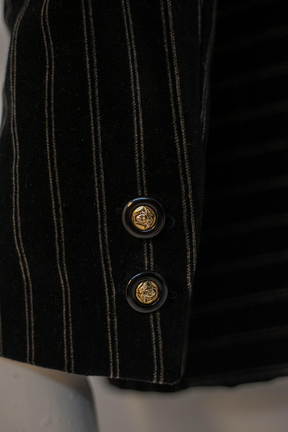 Dolce & Gabbana Vintage Pinstripe Blazer In Good Condition For Sale In Milano, IT