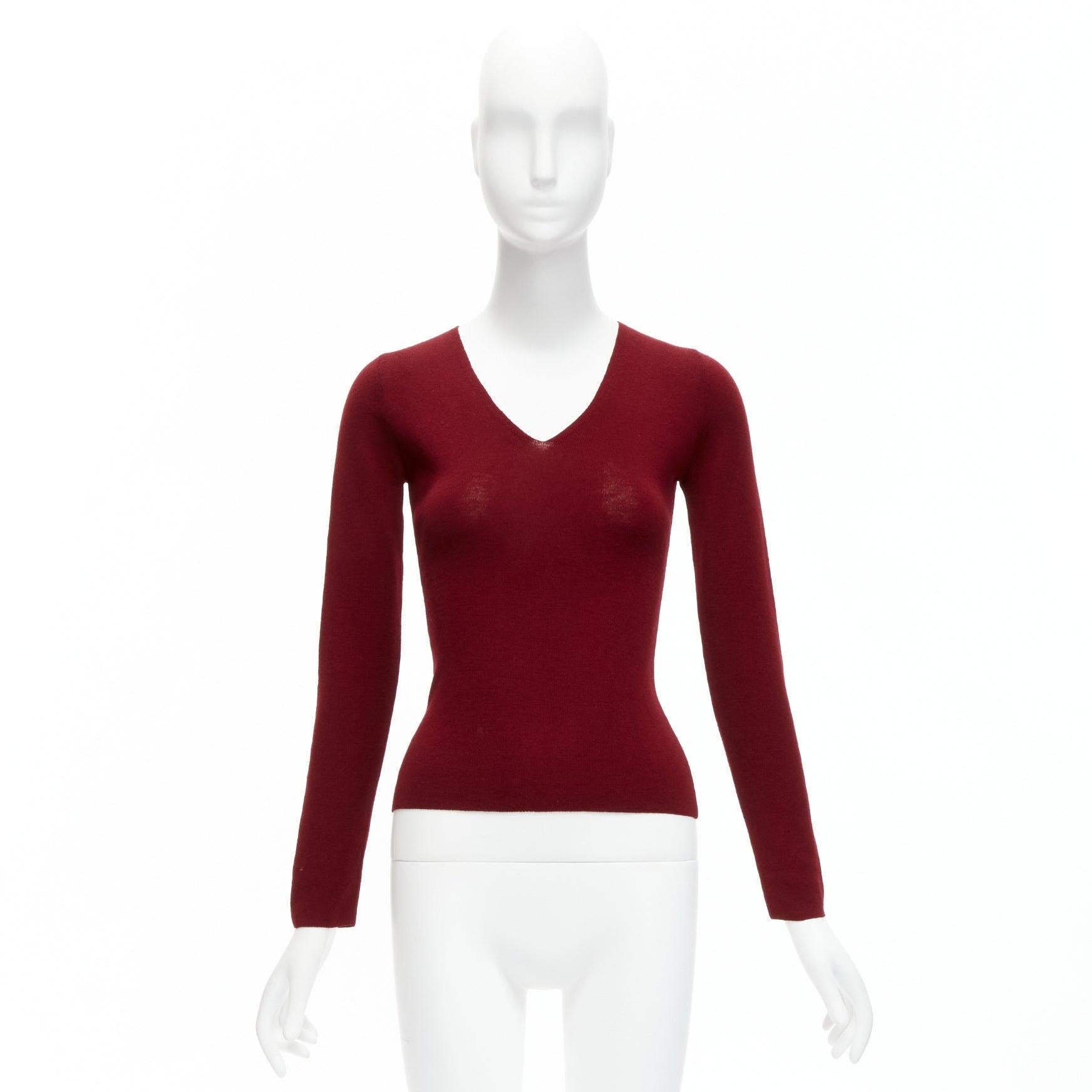DOLCE GABBANA Vintage red 100% virgin wool V neck long sleeve sweater IT42 M For Sale 4