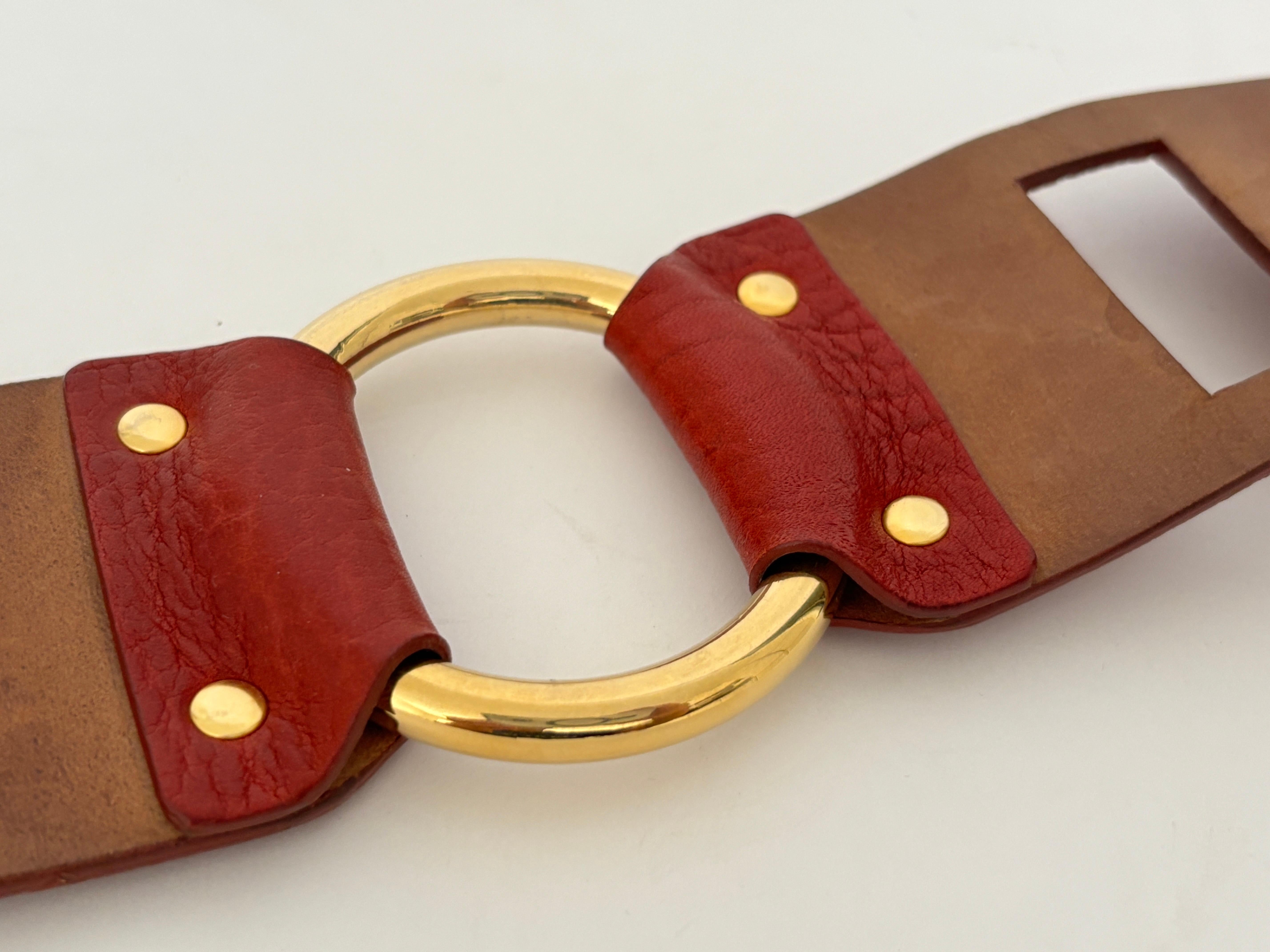Dolce & Gabbana Vintage Red Ledergürtel mit Gold DG Logo Schnalle Made in Italy im Angebot 3