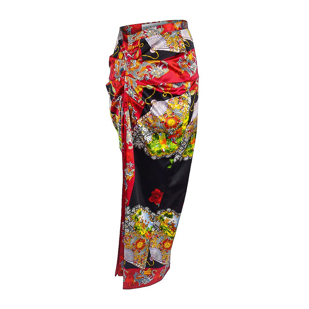 Dolce & Gabbana Vintage Skirt Exotic Asian Print Dragons Fans Roses 40 / 6 In Excellent Condition In Miami, FL