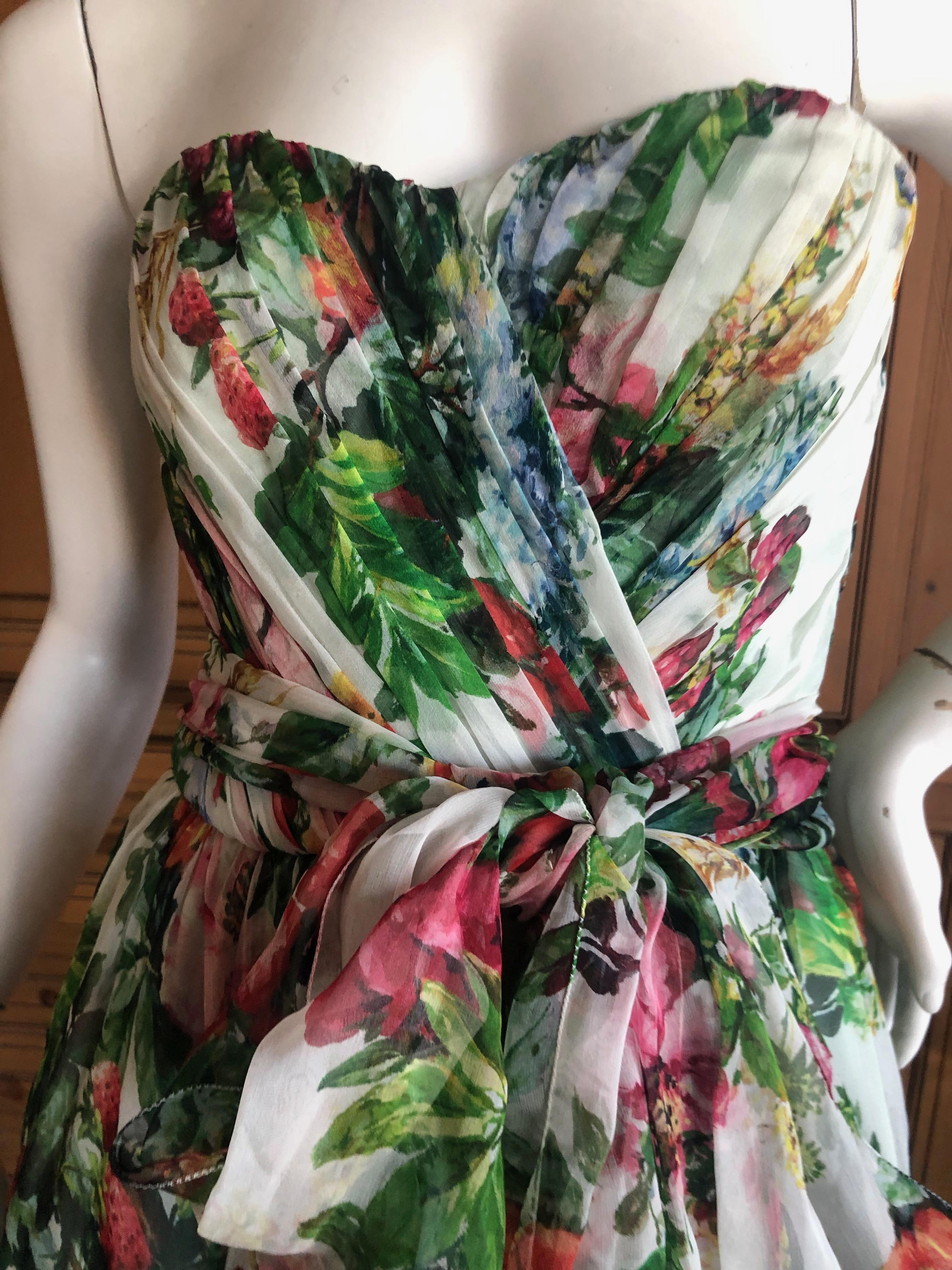Dolce & Gabbana Vintage Strapless Floral Cocktail Dress w Full Corset and Sash In Excellent Condition For Sale In Cloverdale, CA