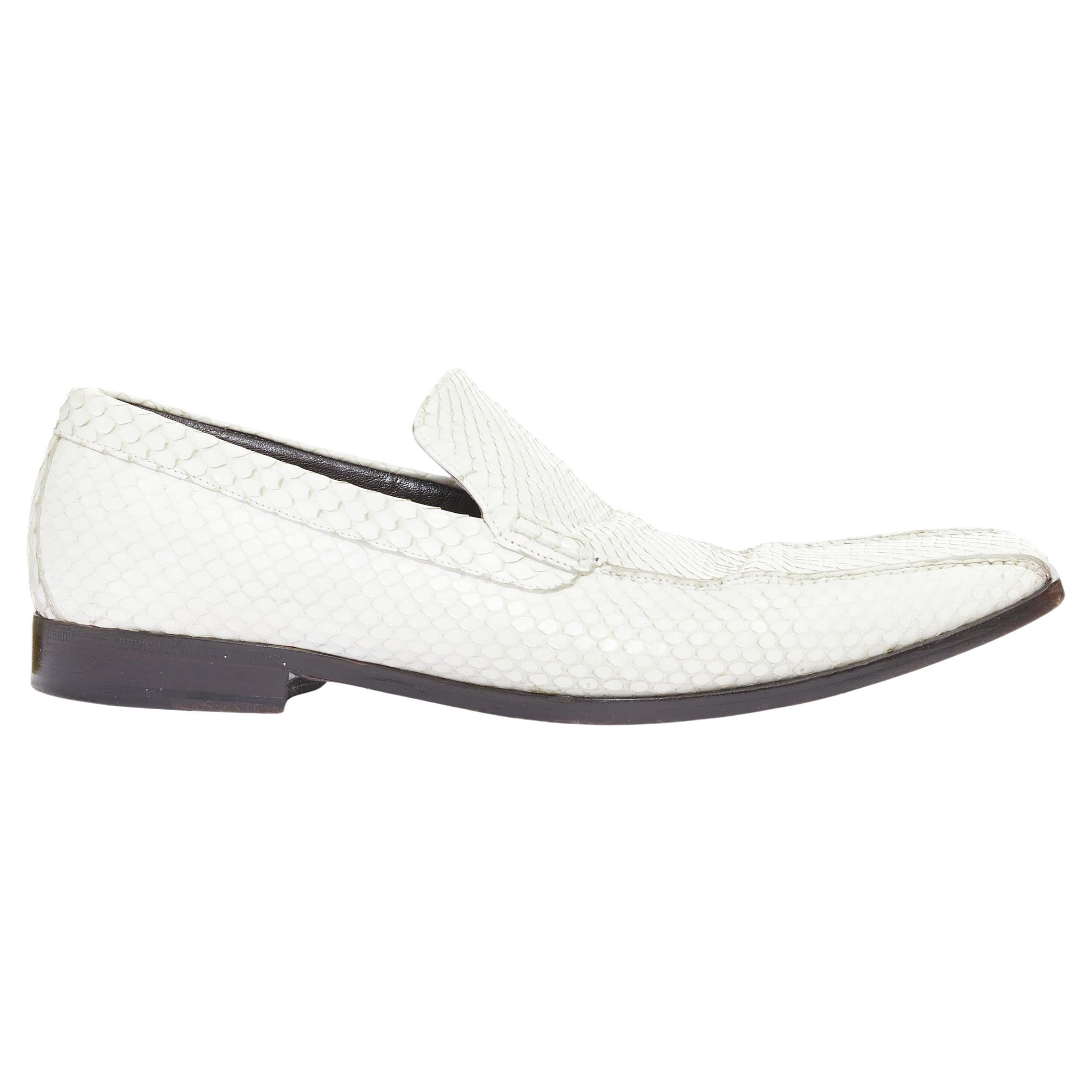 DOLCE GABBANA Scarpe da mocassino vintage in pelle squamata bianca con profili UK6 EU40 in vendita