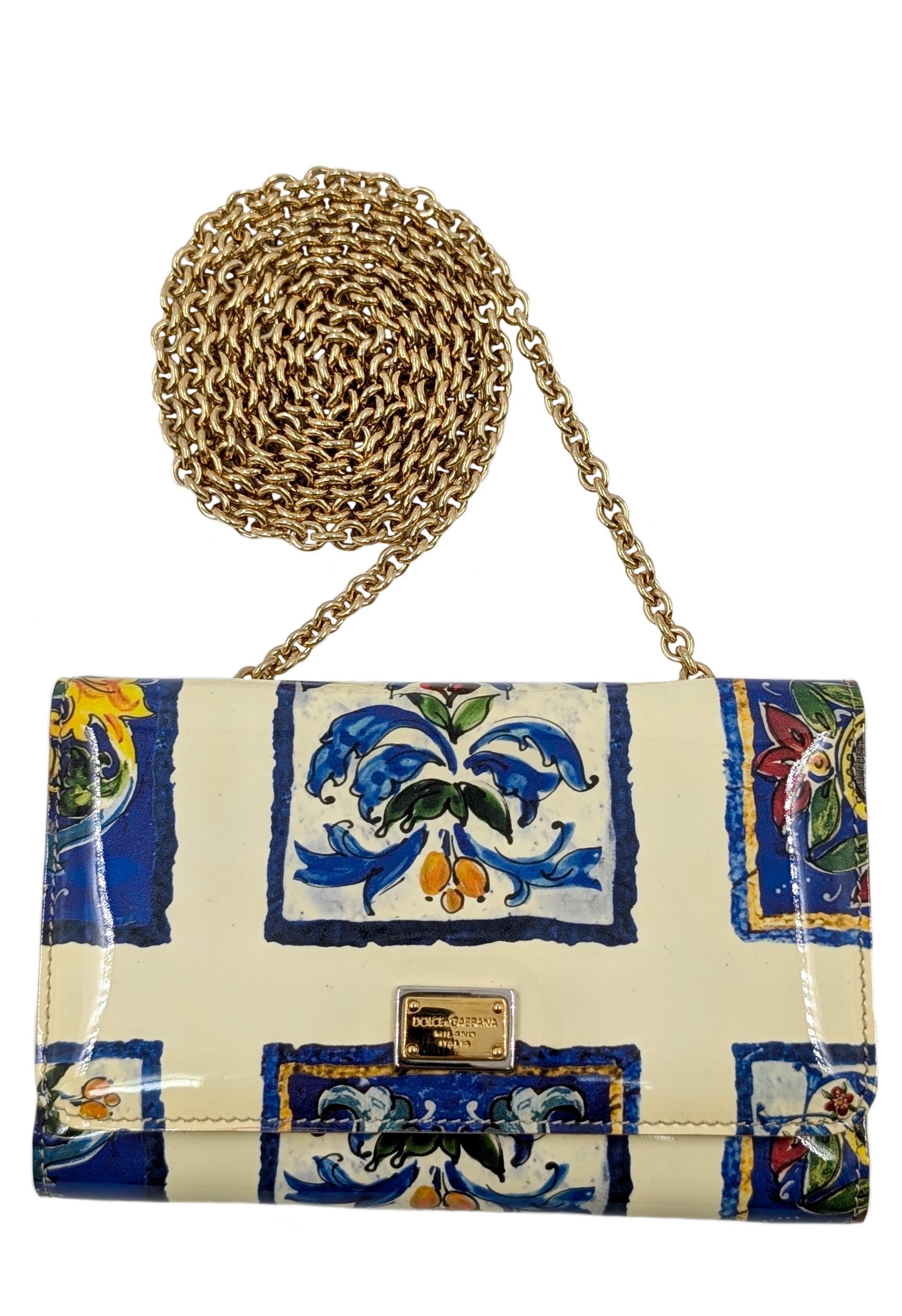 Dolce & Gabbana portefeuille avec chaîne Sicile Excellent état - En vente à Rubiera, RE