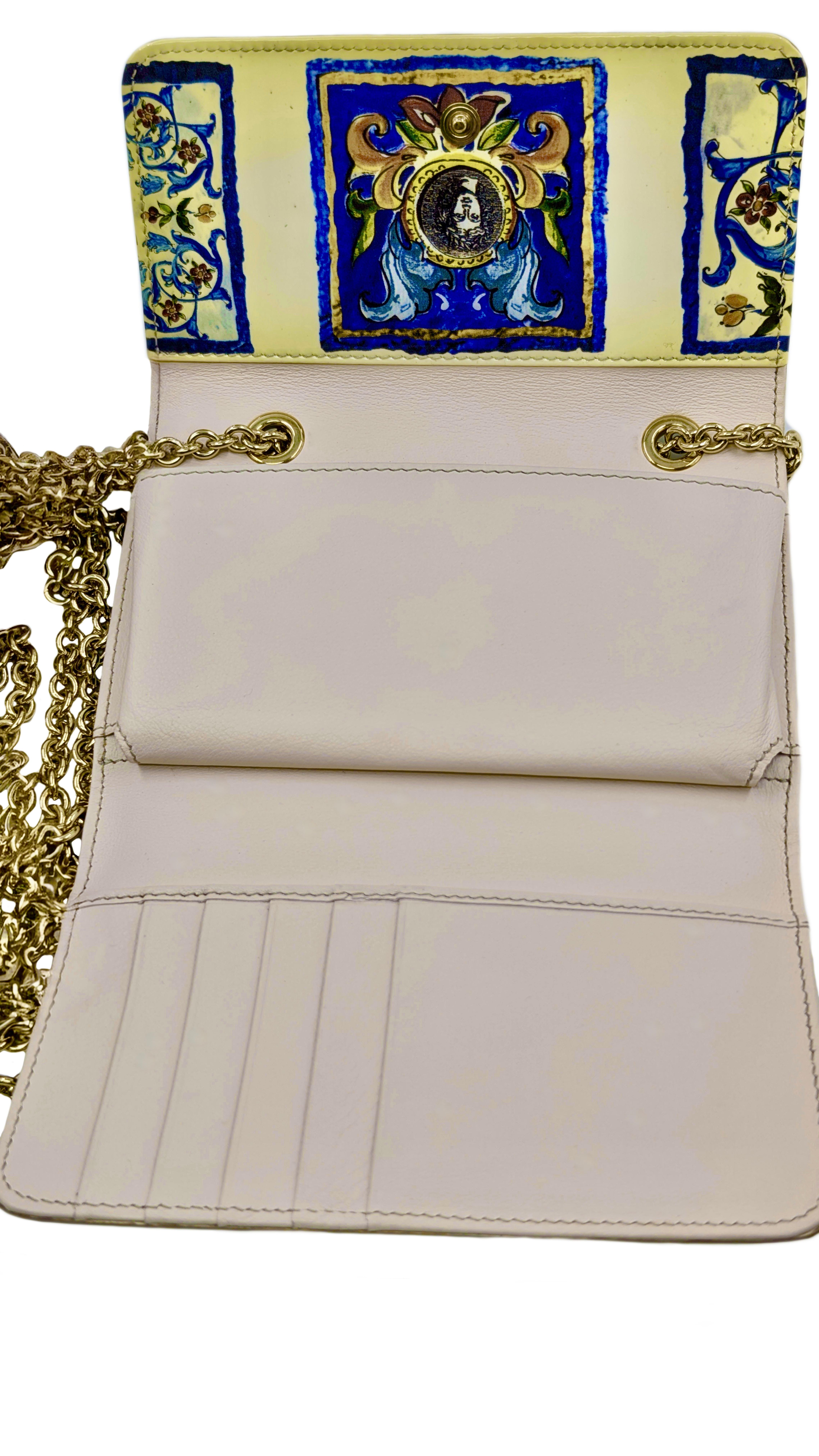 Dolce & Gabbana portefeuille avec chaîne Sicile en vente 2