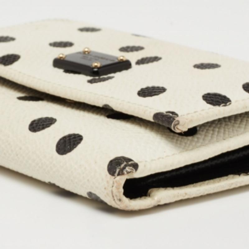 Dolce & Gabbana Portafoglio compatto in pelle con stampa Dot Dot Bianco/Nero in vendita 1