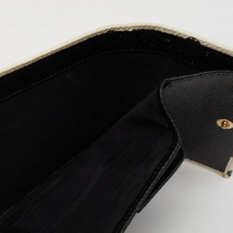 Dolce & Gabbana Portafoglio compatto in pelle con stampa Dot Dot Bianco/Nero in vendita 3