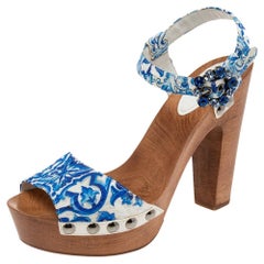Dolce & Gabbana White/Blue Floral Print Fabric Ankle Strap Clog Sandals Size 40