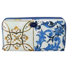 Dolce & Gabbana White Blue Leather Majolica Floral Wallet Purse Clutch Italy DG