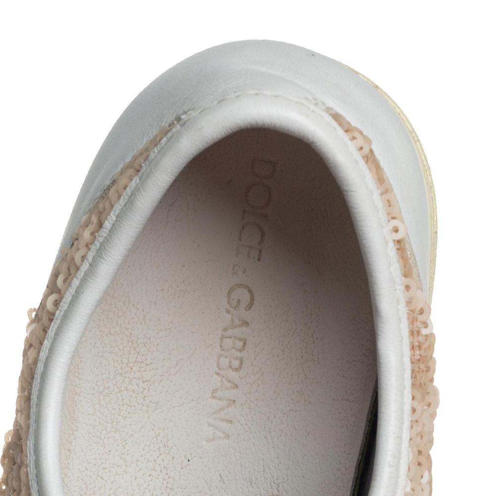 Dolce &Gabbana White/Brown Leather Sequin Embellished Sneakers Size 34 In Fair Condition For Sale In Dubai, Al Qouz 2