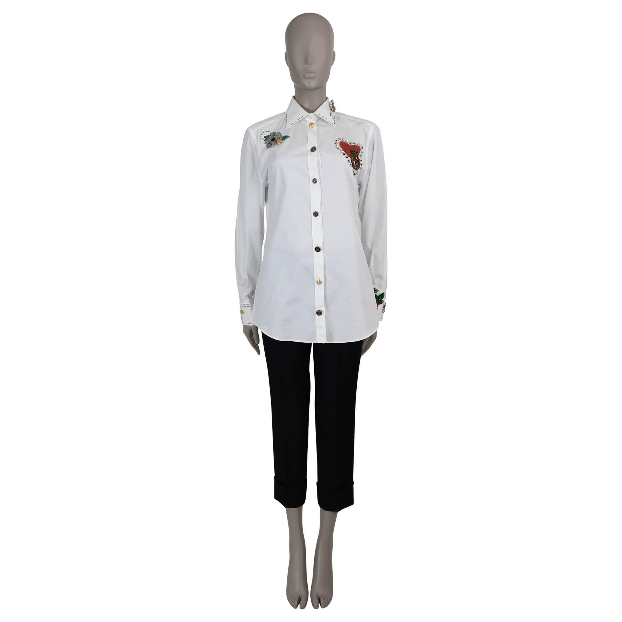 DOLCE & GABBANA white cotton CRYSTAL & EMBOIRDERED Poplin Shirt 40 S In Excellent Condition For Sale In Zürich, CH