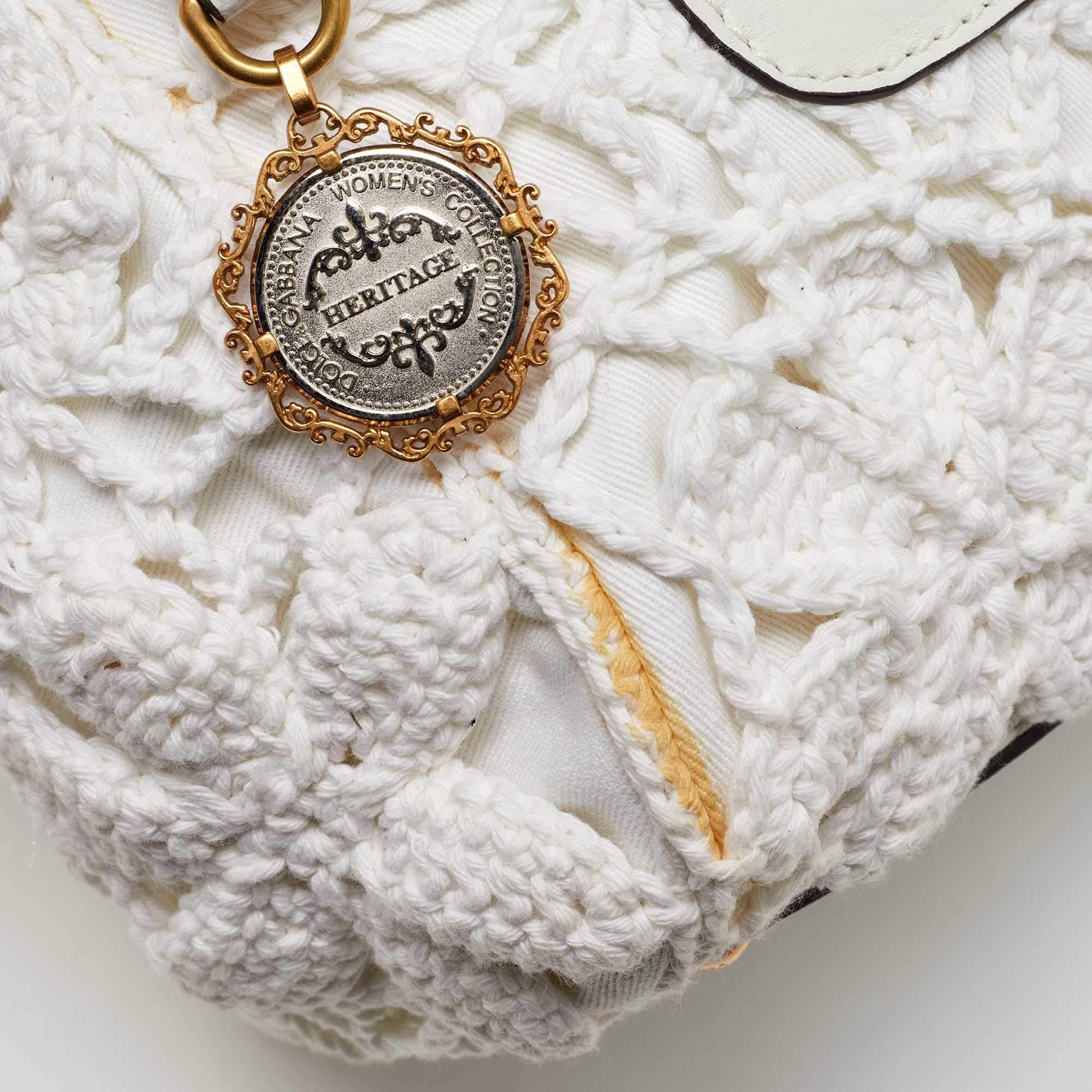 Dolce & Gabbana Borsa grande Miss Sicily in pelle e uncinetto bianca con manico superiore 3