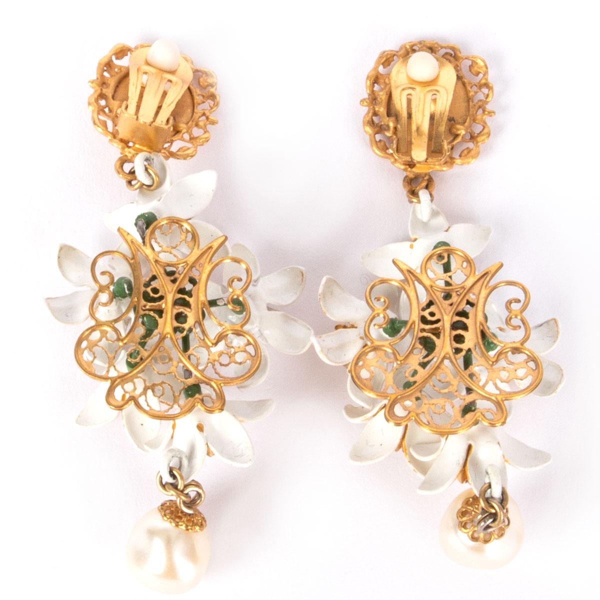 dolce gabbana earrings